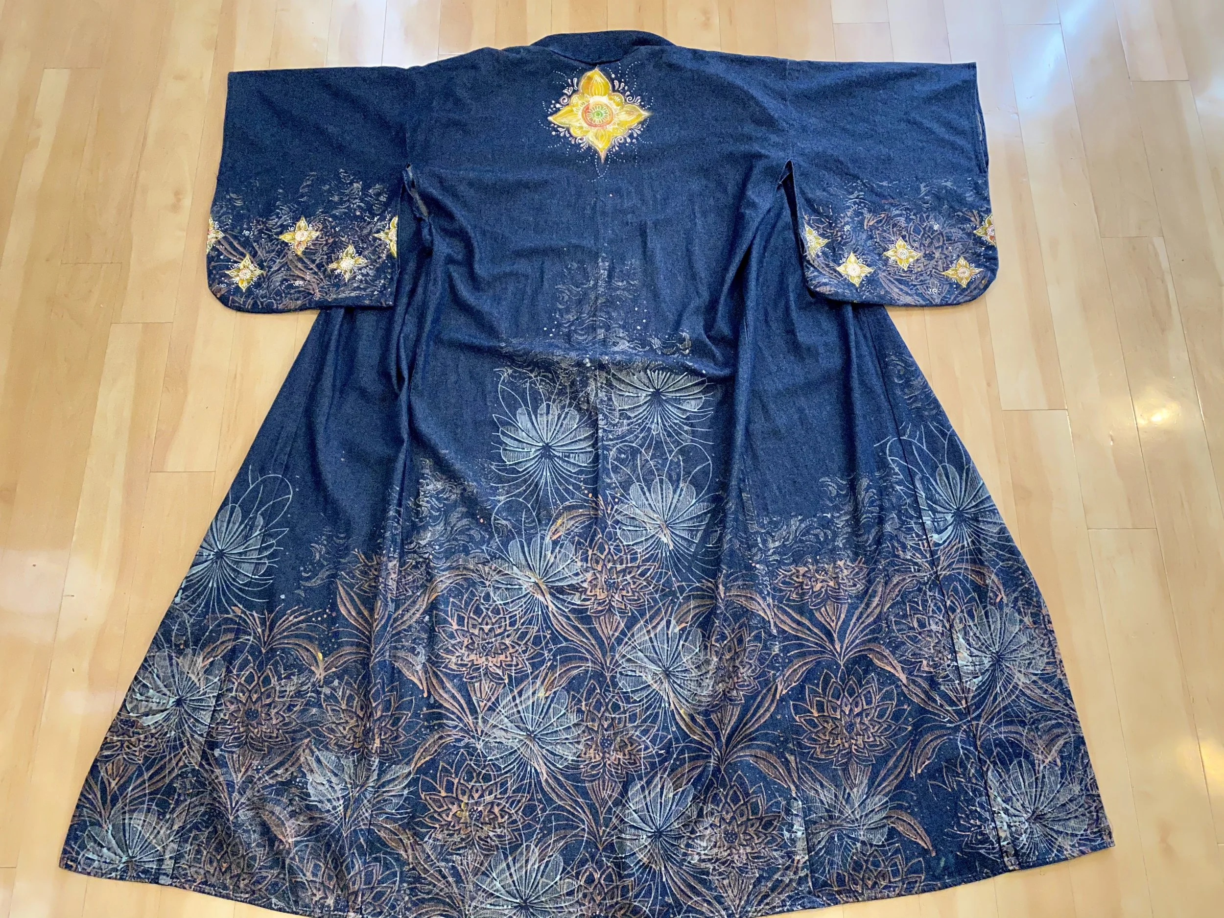 Kimono Commission / Collaboration with MIRIJAM NEVE - 2020 