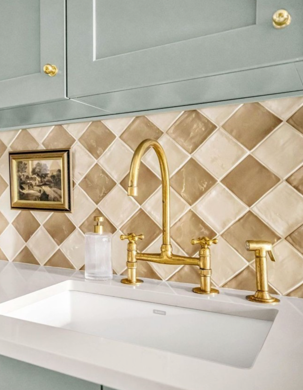 @rinereinteriors
 ceramic Manacor Collection 
Two colors of the 4"×4" size 
 Tile: Beige Argile and White