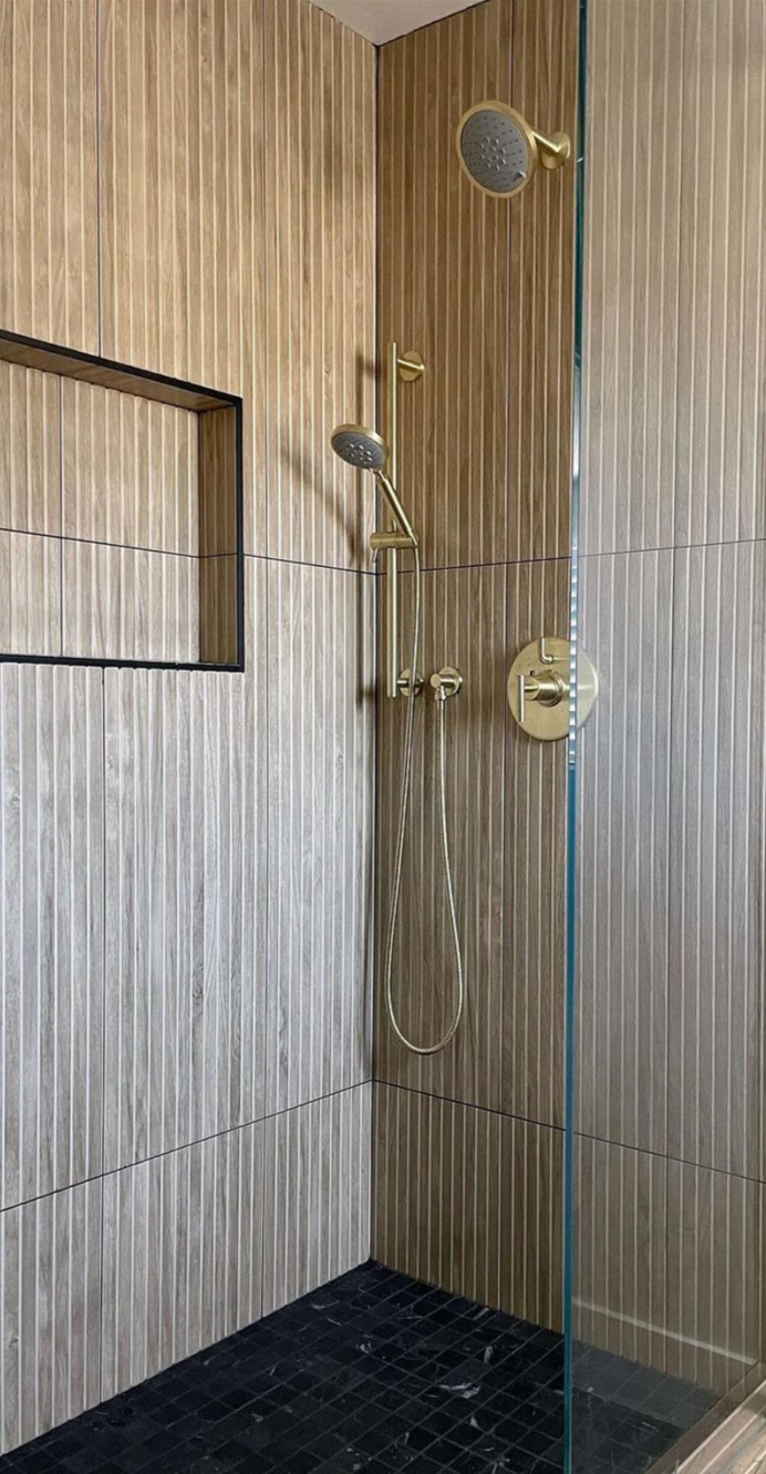 Linear wood-look Dorian collection.
space designed by @aliciapaleyhomeinteriors