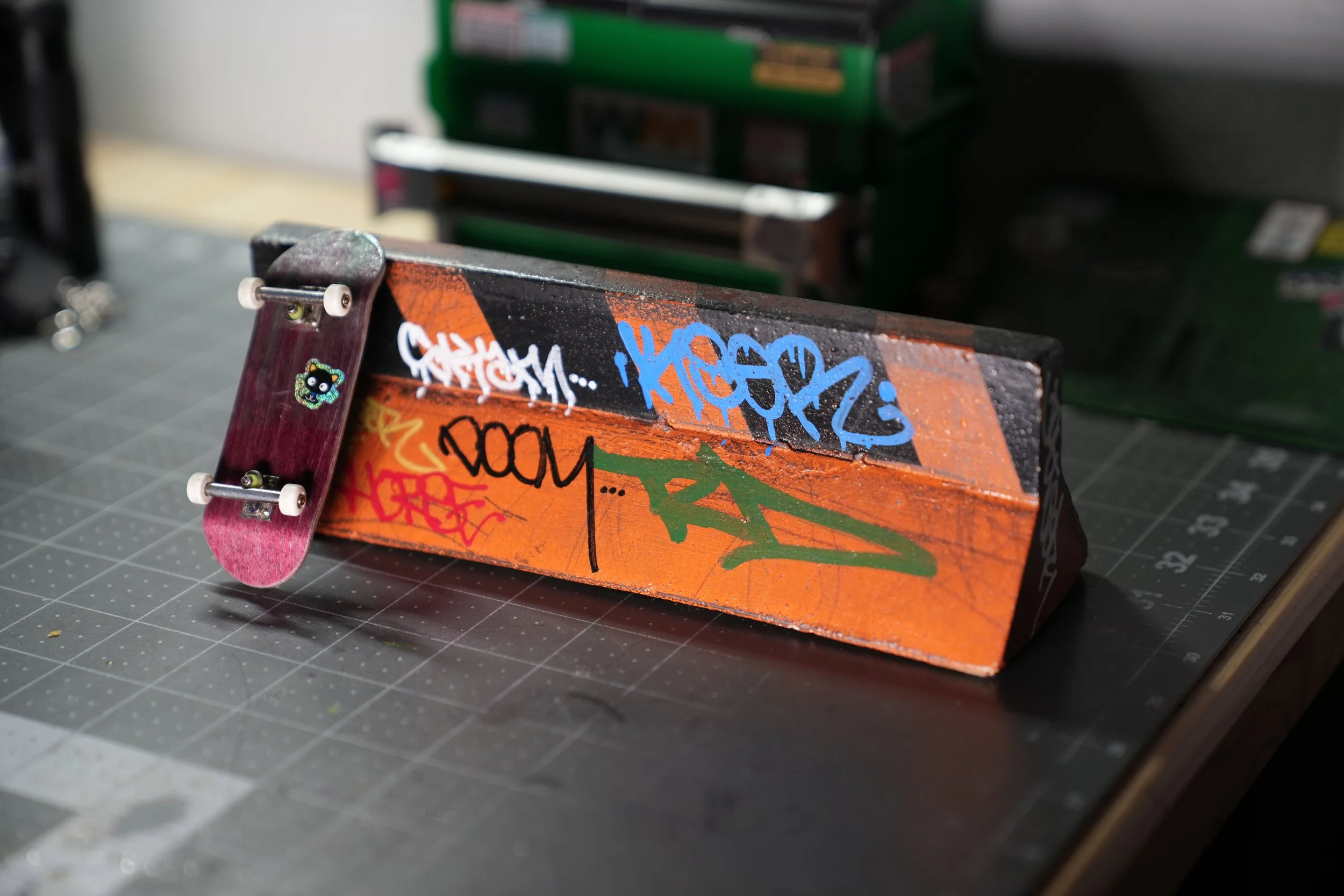 FingerTrowels Mega Barrier