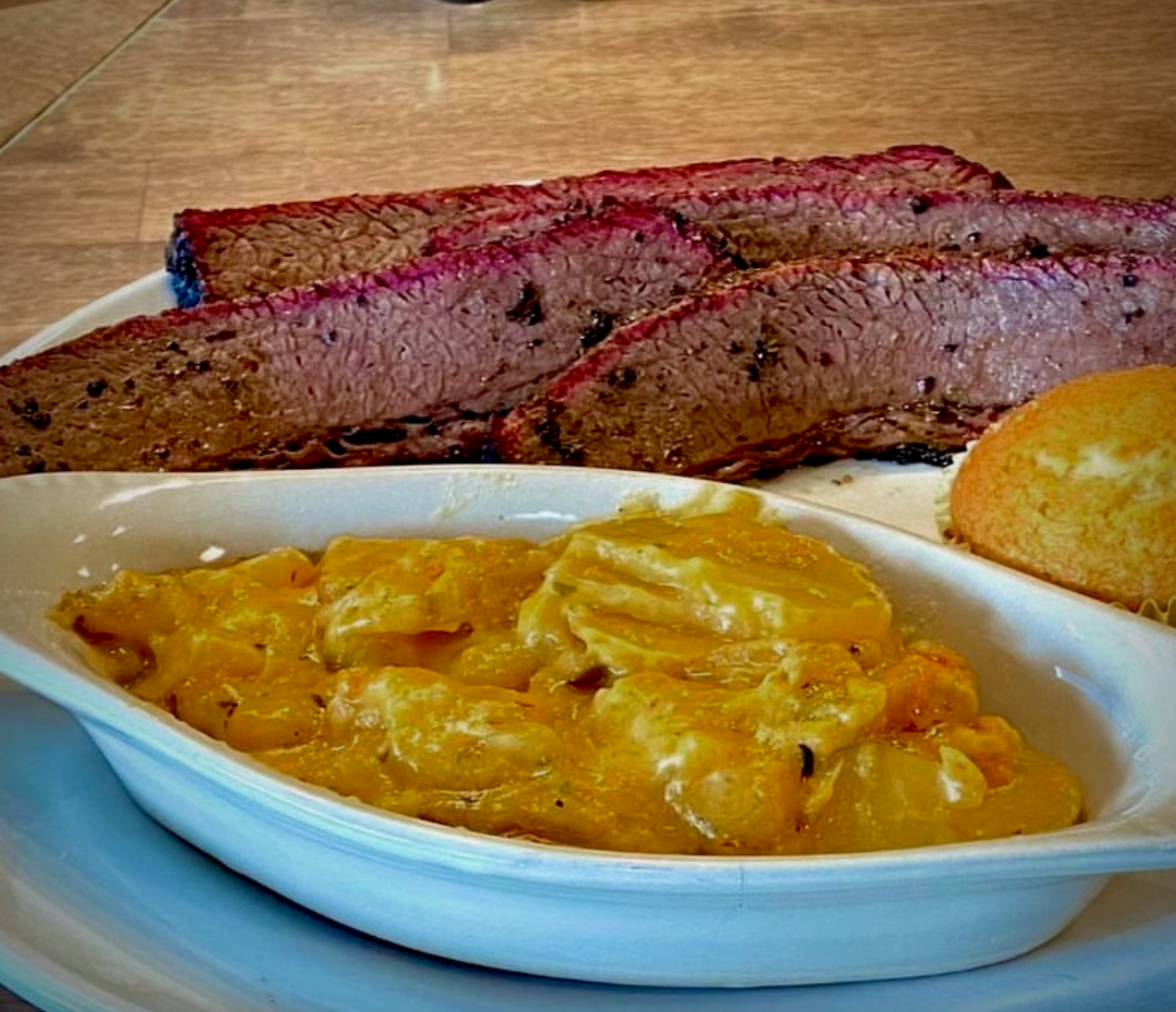 Barbecue brisket mac and cheese plate at Hudson Smokehouse in Ironton Cuyuna Crosby