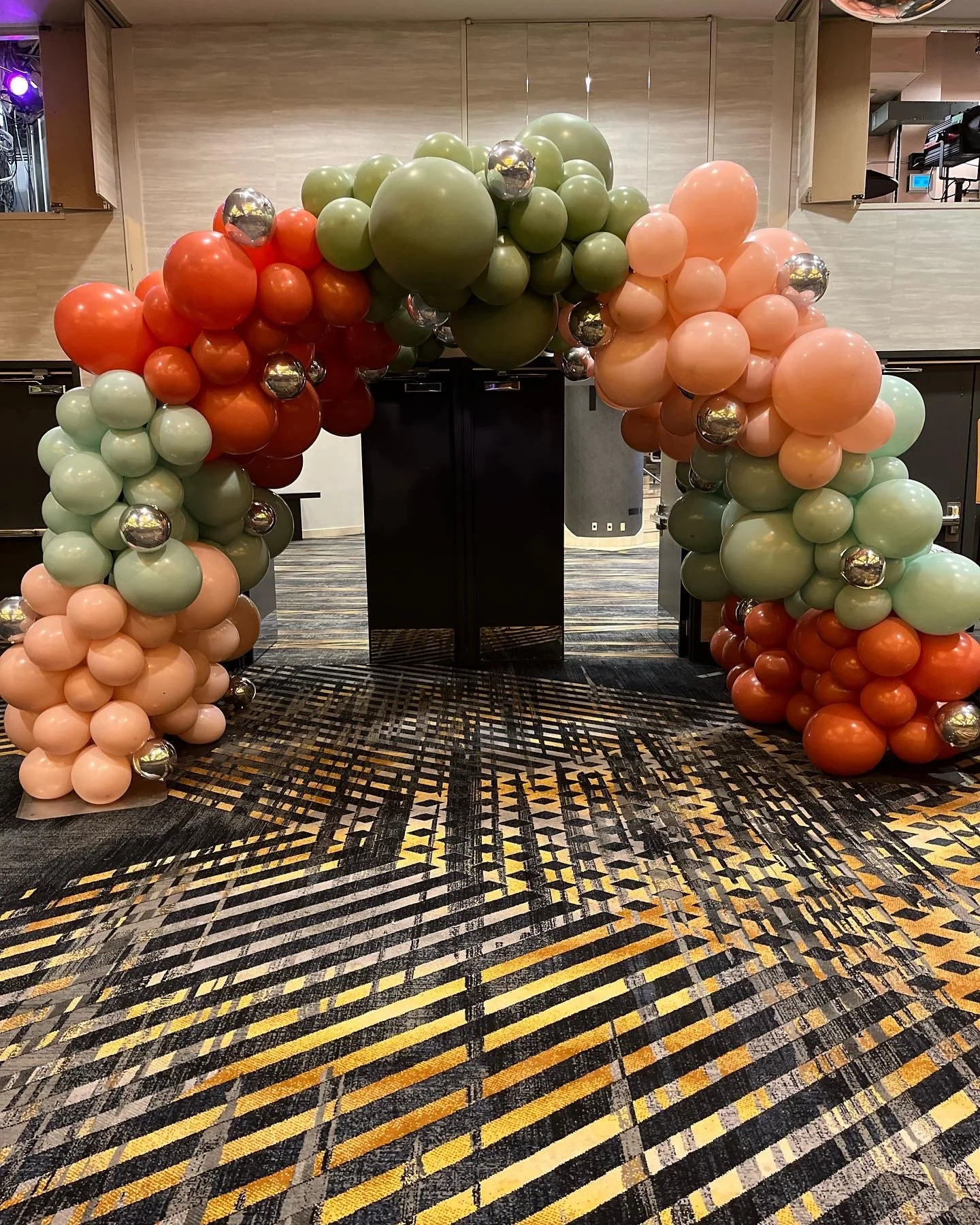 Balloon tunnel 