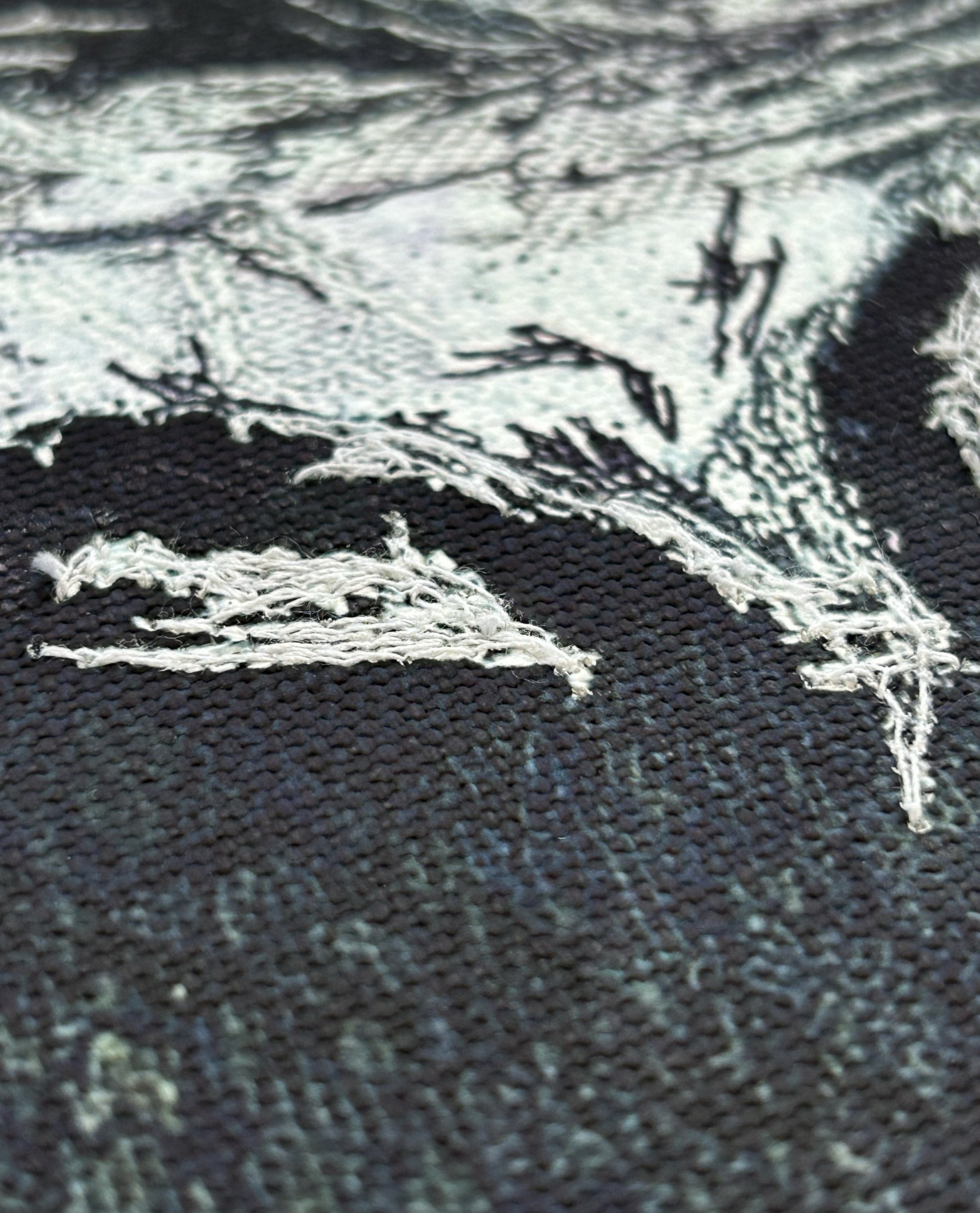 3sister embellishment.jpg