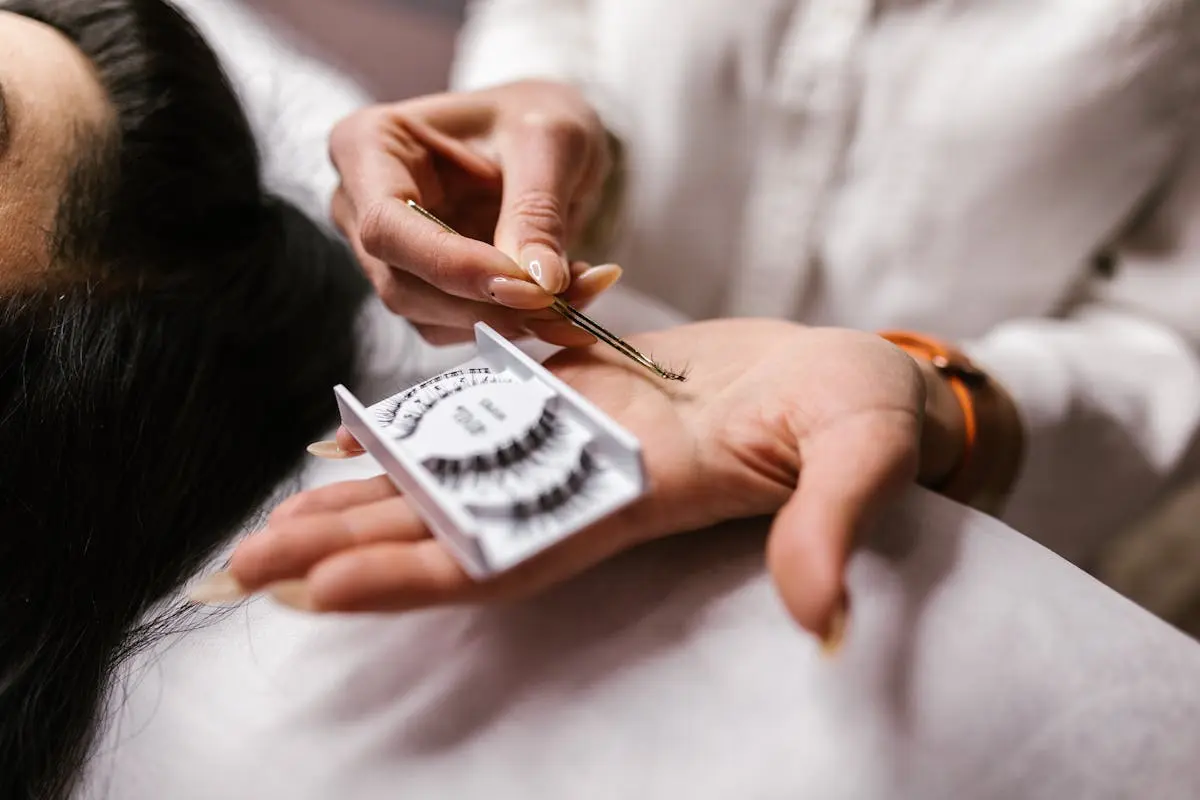 12 Types of Lash Extensions That Will Transform Your Beauty Routine