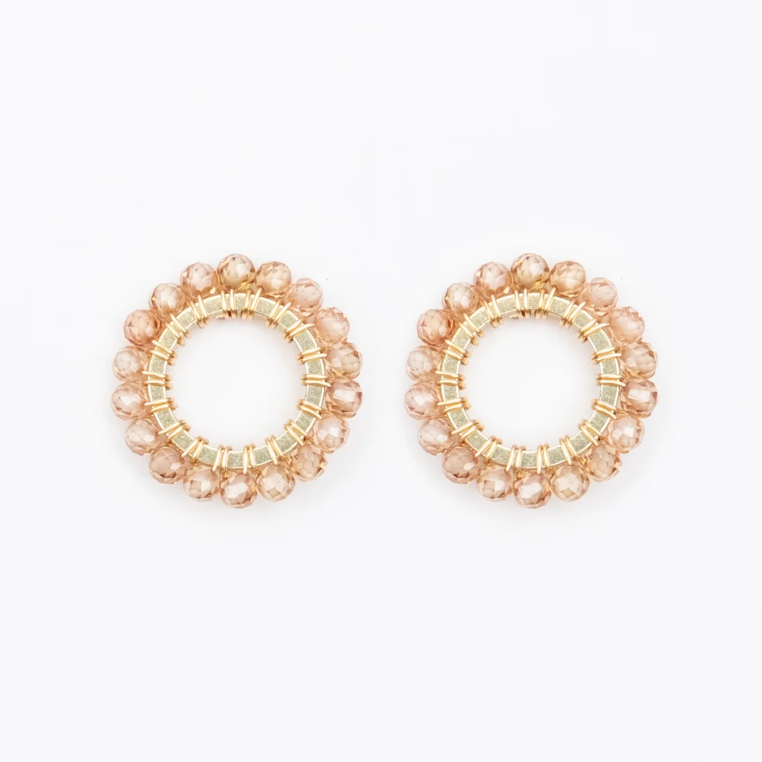 Champagne Stud Earrings.png