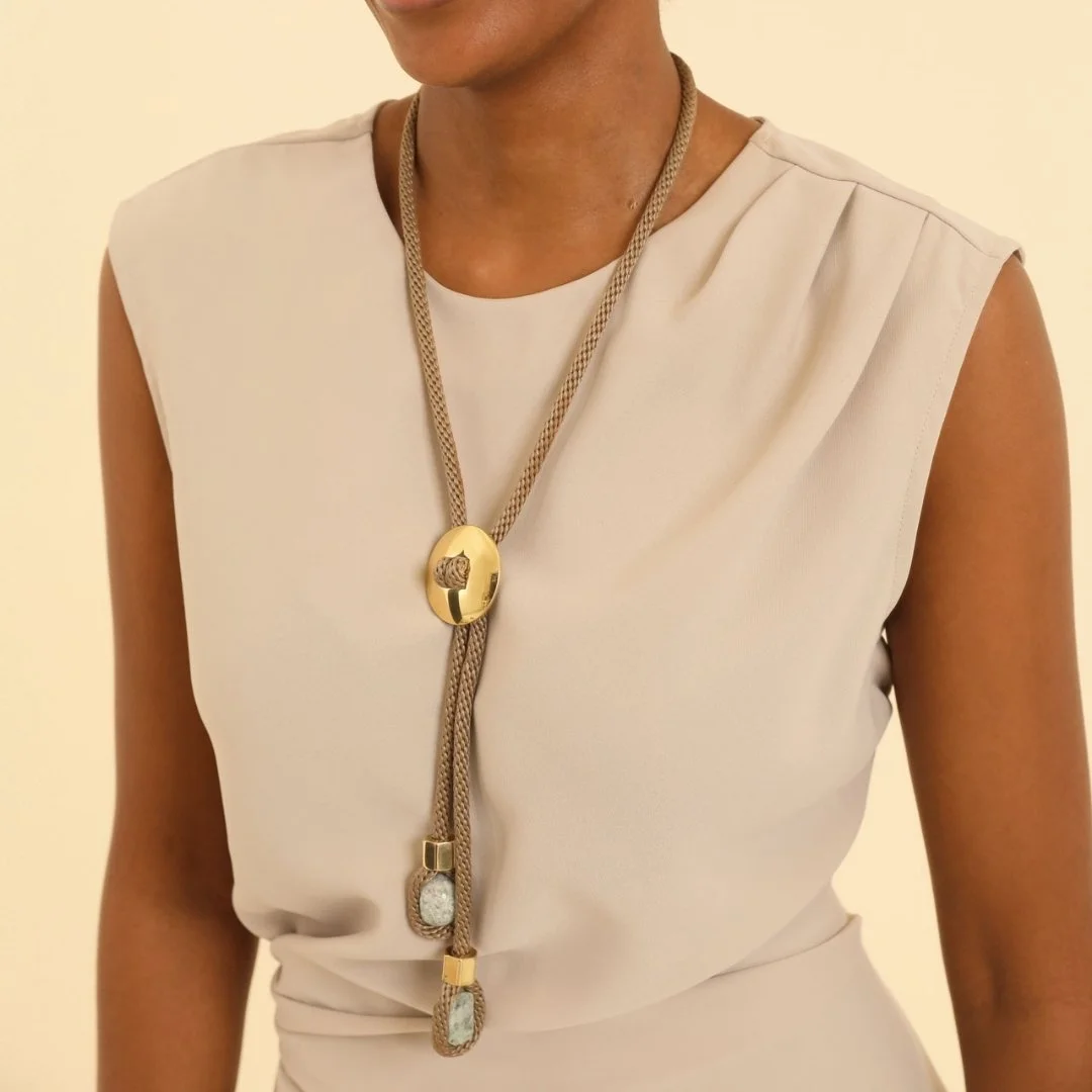 lacuna pendant beige model Pichulik.jpg