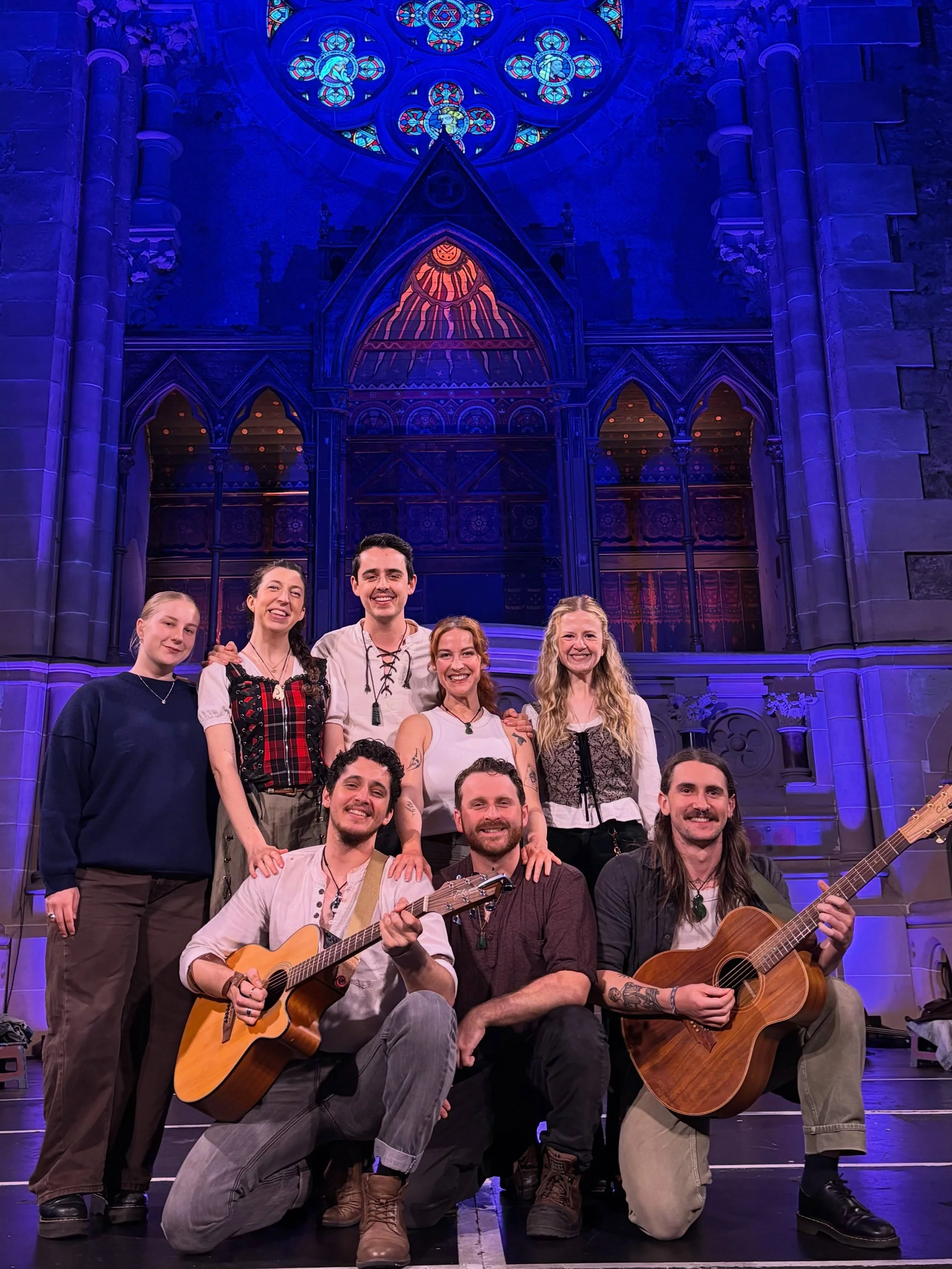 Night two of our Scotland Tour&hellip; The Barden Party hits GLASGOW! 🏴󠁧󠁢󠁳󠁣󠁴󠁿

Shoutout to the incredible crowd who turned out tonight at the beautiful @cottiersglasgow 😍 What a stunning venue with the most beautiful acoustics EVER!! We are f