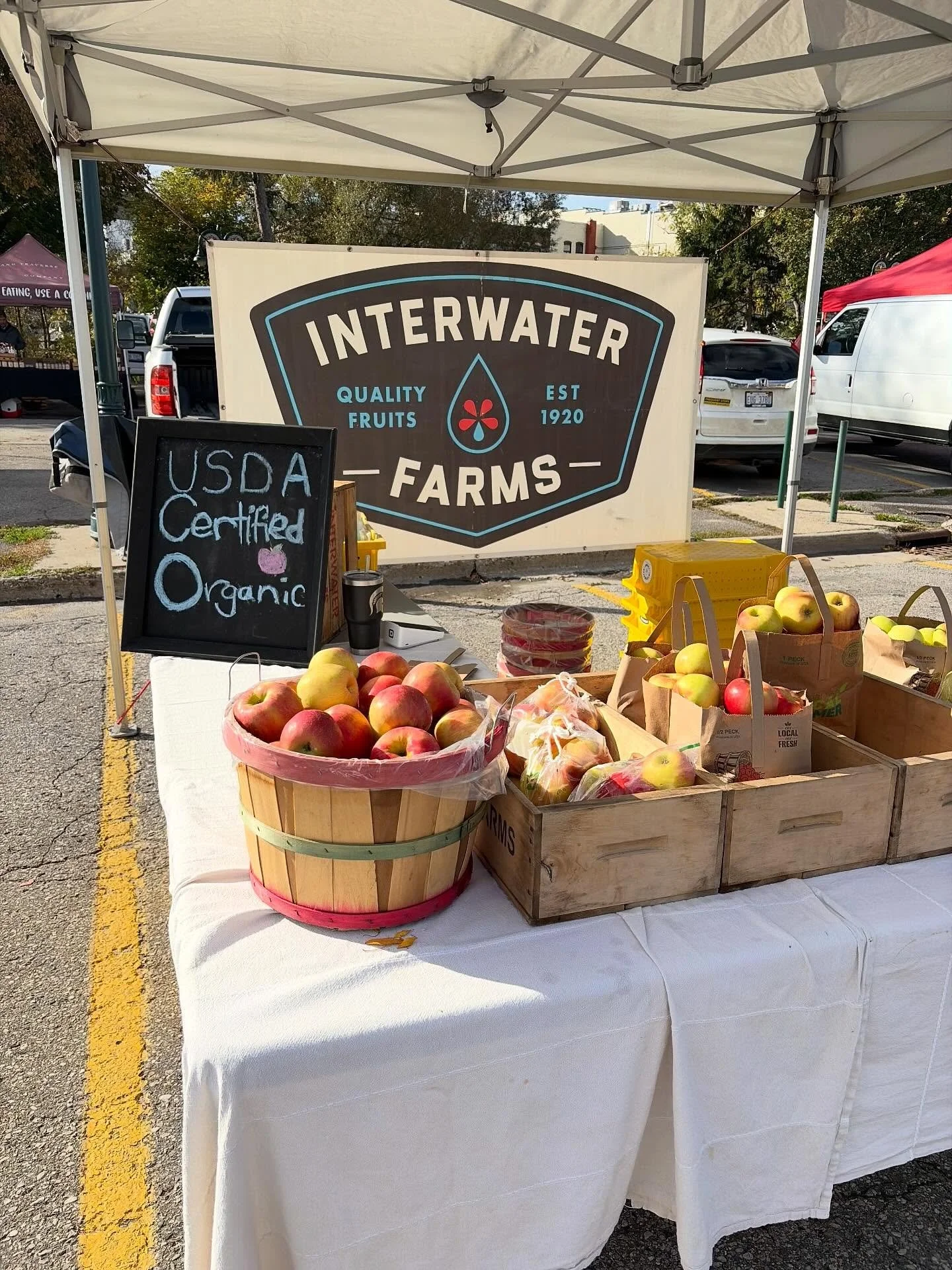 We&rsquo;re still at @sarahardyfarmersmarket for half an hour today, but if you miss us today you&rsquo;ll have to wait until cherry season next summer to find us again!

#farm #fruitfarm #farmer #orchard #farmersmarket #farmersmarketmi #michiganfarm