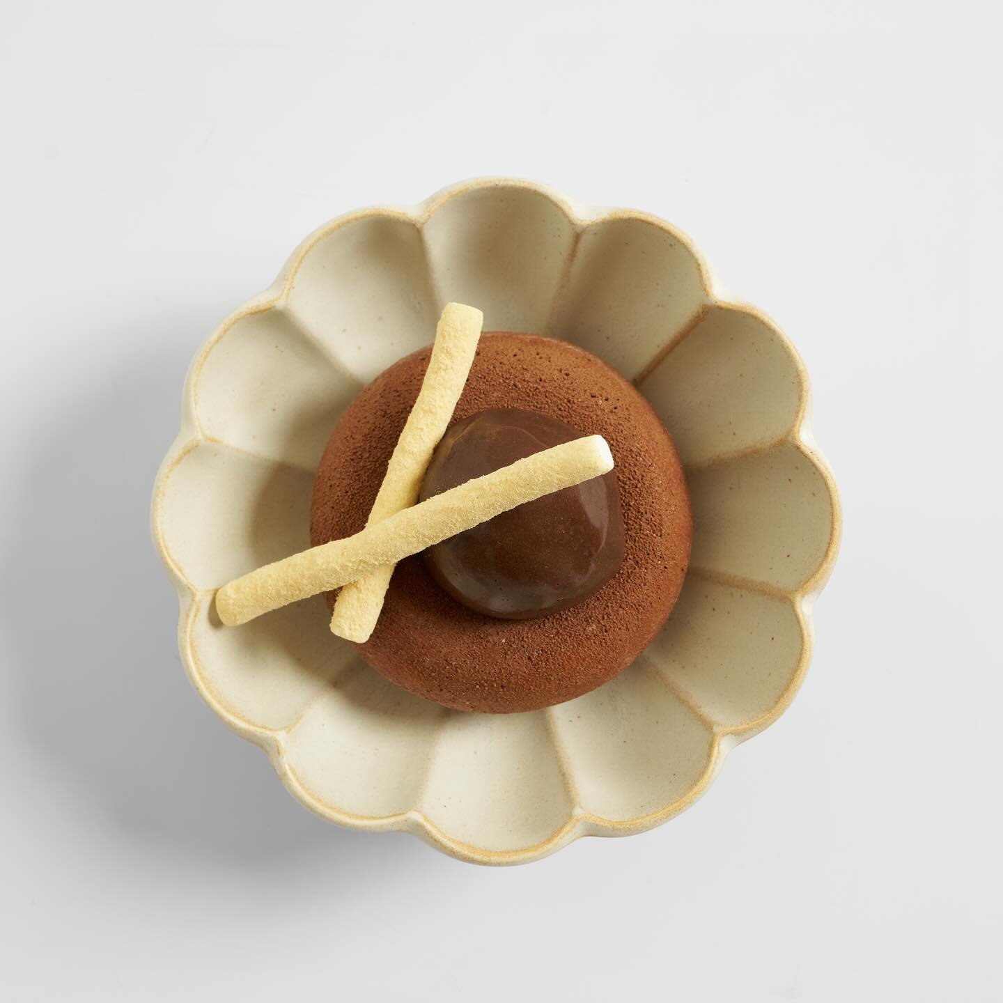 New dessert on the menu&mdash;Sundubu Chocolate Mousse 🍫
Roasted Soybean Cr&eacute;meux, Soy Sauce Caramel, and Dark Chocolate Sorbet.

#NaroNYC