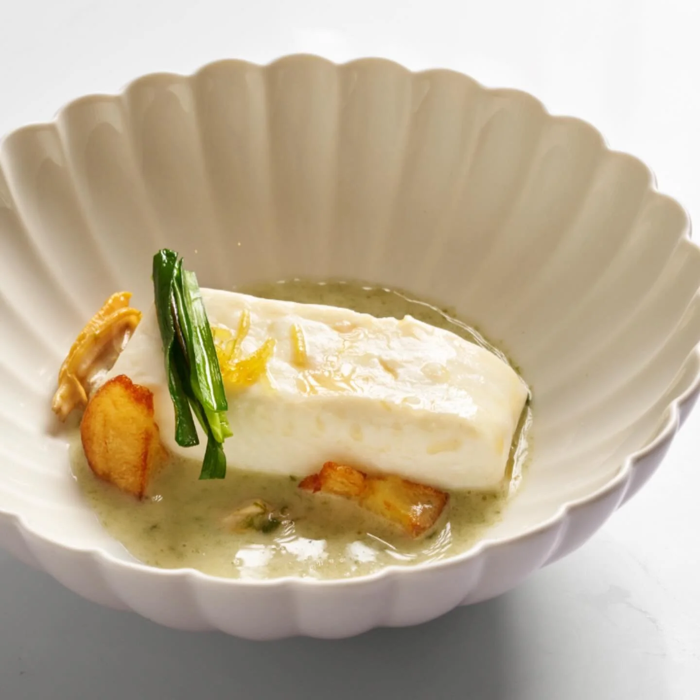 A dish for the season 🤍
Halibut with potatoes, Korean chives, and maesaengi&mdash;featured on our holiday prix fixe menu. 

#Naro #NaroNYC