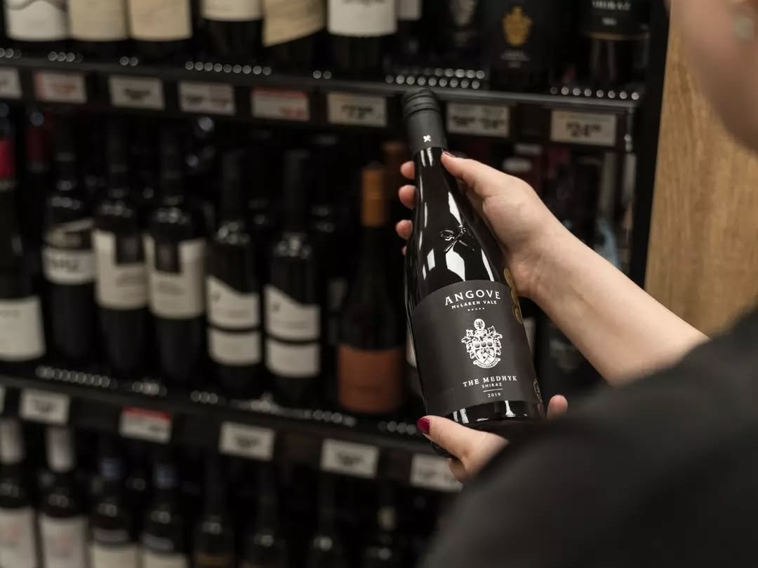 Visit our Sip n Save and tag your winter wine partner. Who are you sharing a bottle with tonight? Or Click &amp; Collect on our online store: www.sipnsave.com.au

#RenmarkRiverfront #Cocktail #RenmarkHotel #MurrayRiver #HotelSouthAustralia #HotelRenm