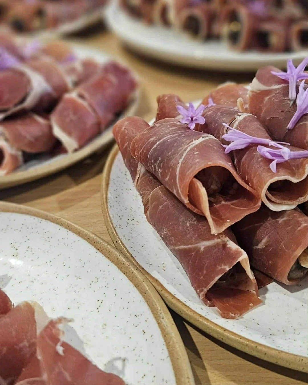 Food for every occasion! 
From canap&eacute;s and platters to buffets and bespoke menus &mdash; Hotel Renmark has your event covered, big or small. 

Contact our Events team: function@hotelrenmark.com.au to organise your next event today!

#HotelRenm