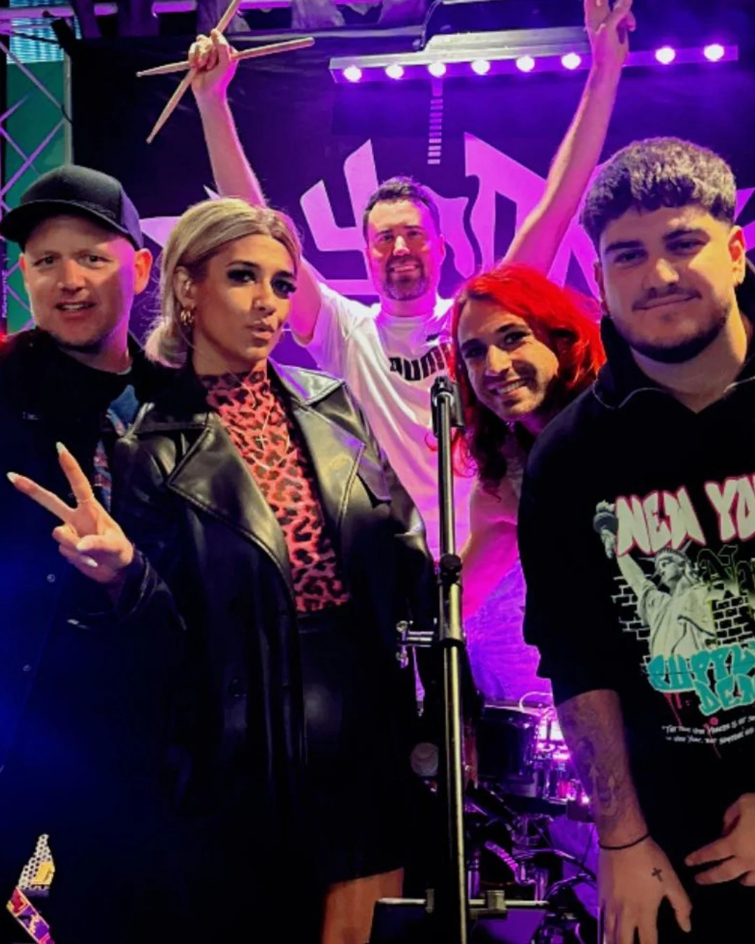 🎶 @day_drive_band is hitting the Main Bar this Saturday!

They&rsquo;re bringing the tunes, the energy, and the perfect soundtrack for your weekend. You just need to bring your dance moves! 💃🕺

Expect live music, great vibes, and a packed dance fl