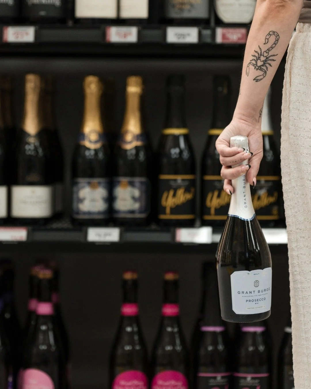 Keep an eye on this space&hellip; Easter is on its way, and we&rsquo;ve got something special lined up at Sip n Save!

#HotelRenmark #sipnsave #easterweekend #specialoffer #riverlandwine