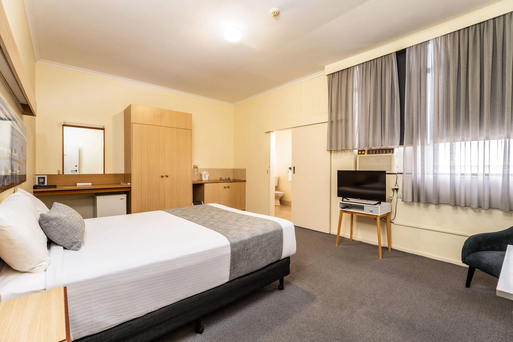 HotelRenmark_May26-30.jpg