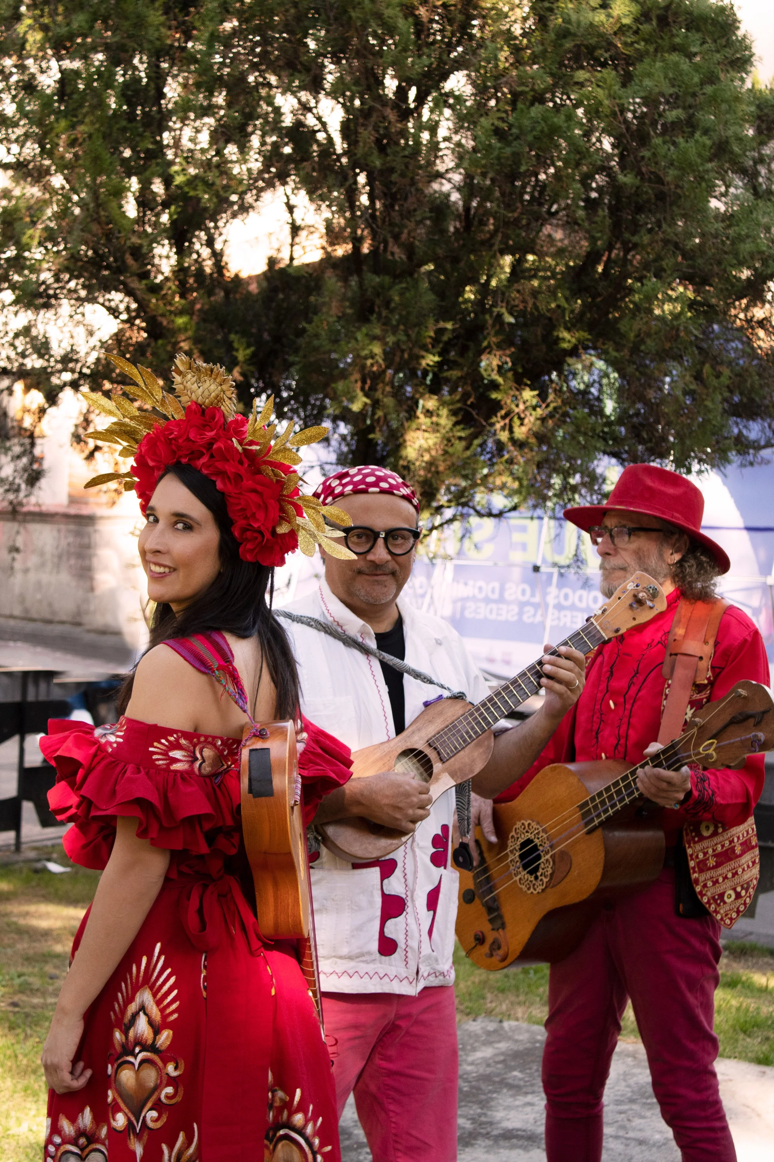 Coffee House: Traditional Mexican Music Revival with Fusion Colonche