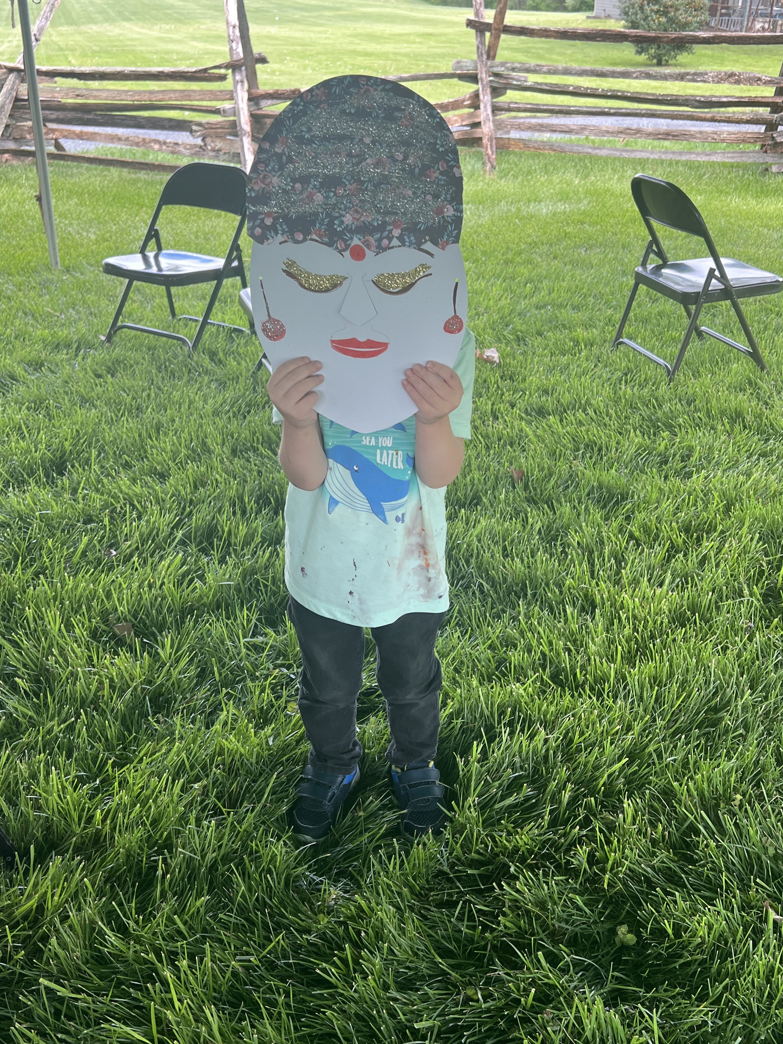 “Inside/Outside Mask”, a one day workshop at Montpelier Festival of Herbs, Tea, and the Arts in South Laurel, Maryland, provided a fun activity for children, teens and family to engage with creativity in April 2025.