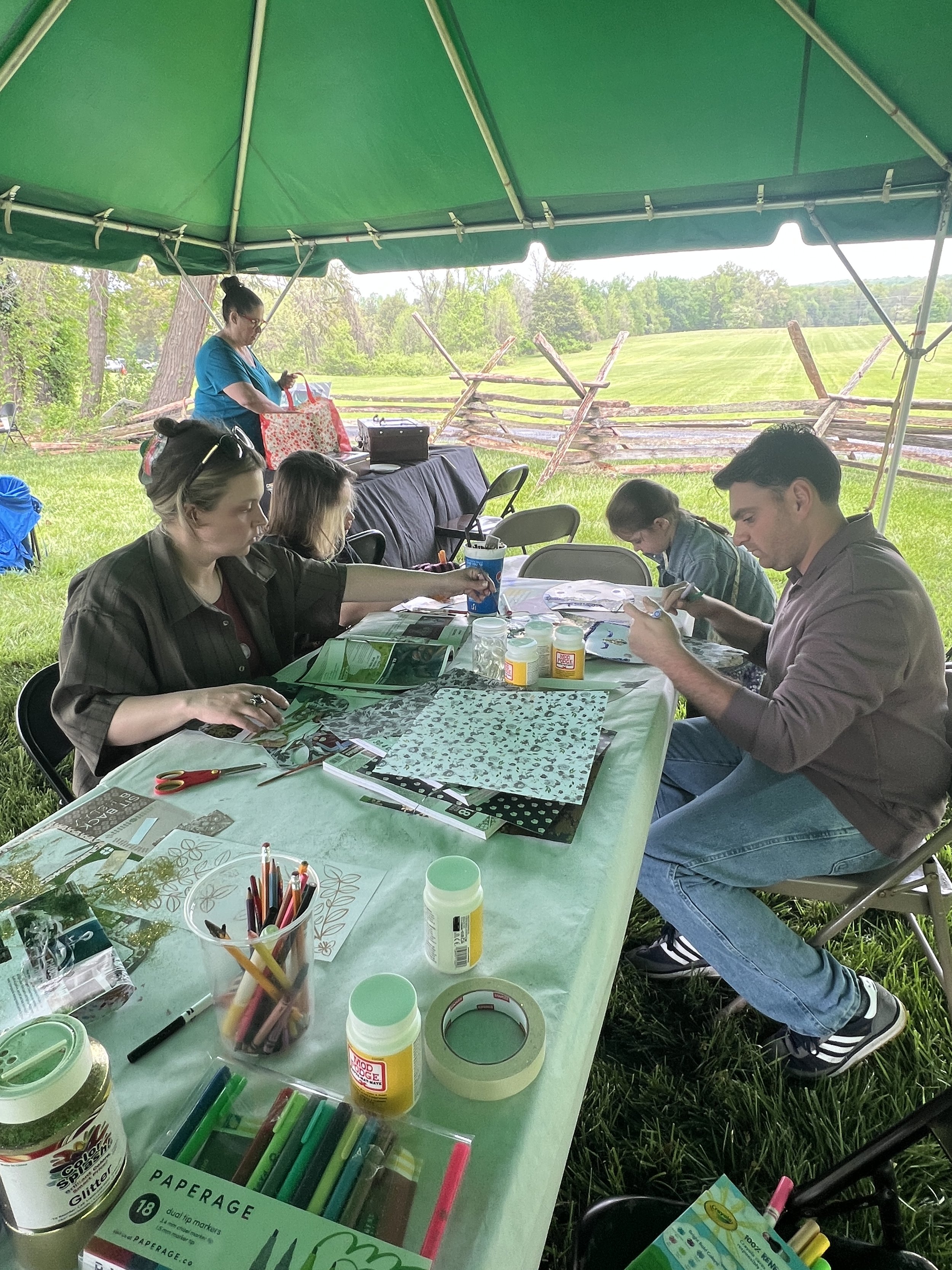 “Inside/Outside Mask”, a one day workshop at Montpelier Festival of Herbs, Tea, and the Arts in South Laurel, Maryland, provided a fun activity for children, teens and family to engage with creativity in April 2025.