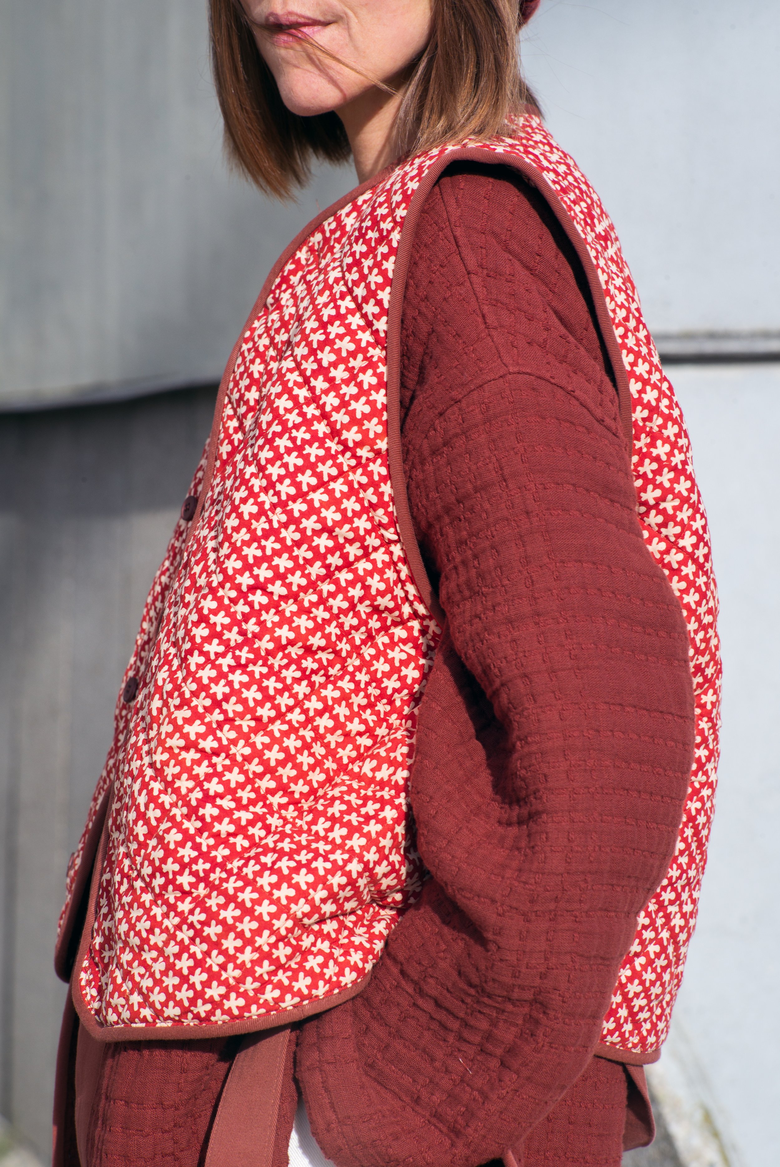 LOTUS REVERSIBLE VEST