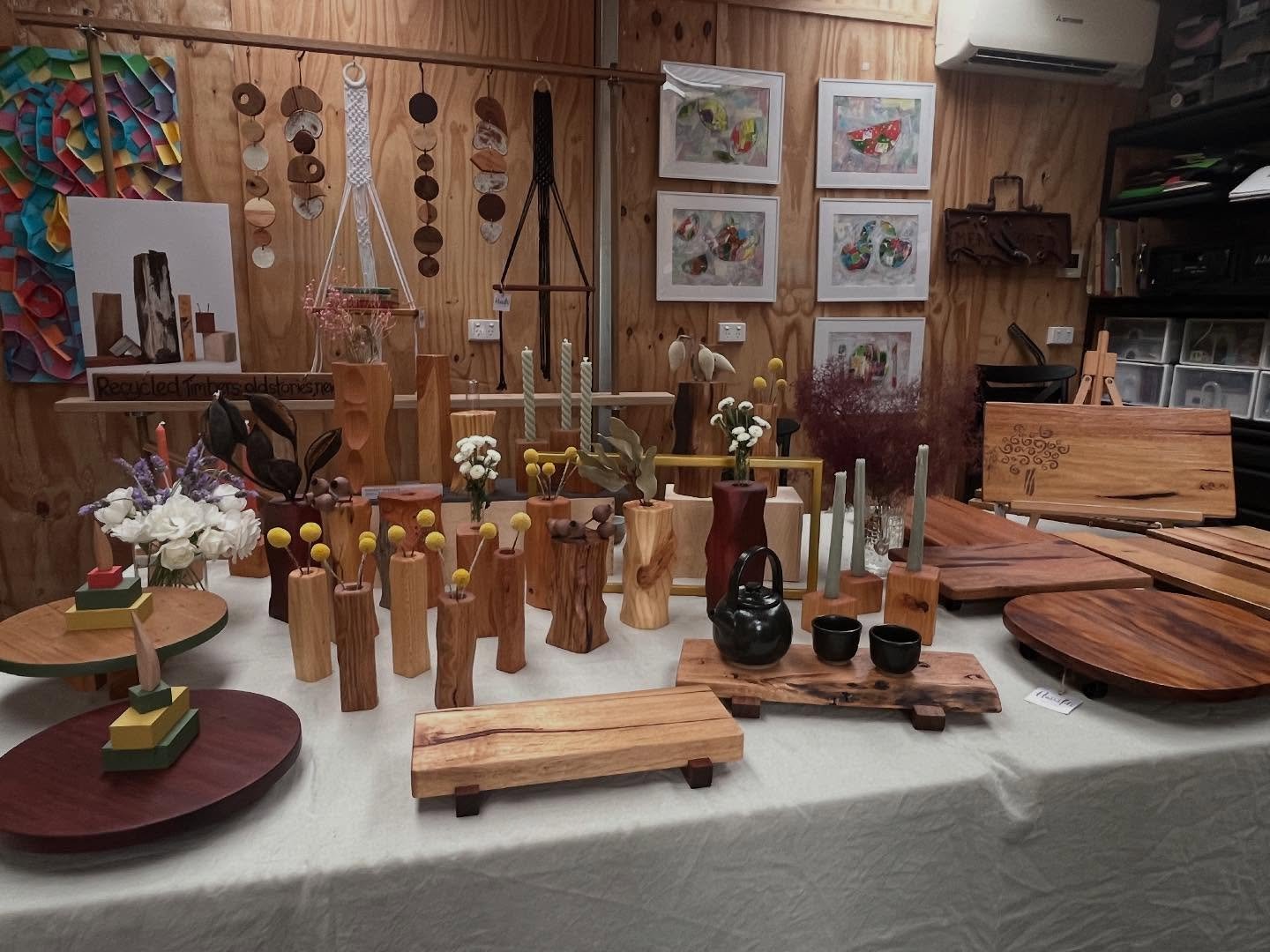 What a wonderful Saturday and Sunday I&rsquo;ve had @alphington_studios, everyone is always so kind and supportive. It&rsquo;s been a tough year out there but the love truly appreciated for local design. Thank you all 🧡
I&rsquo;m here until 5pm and 