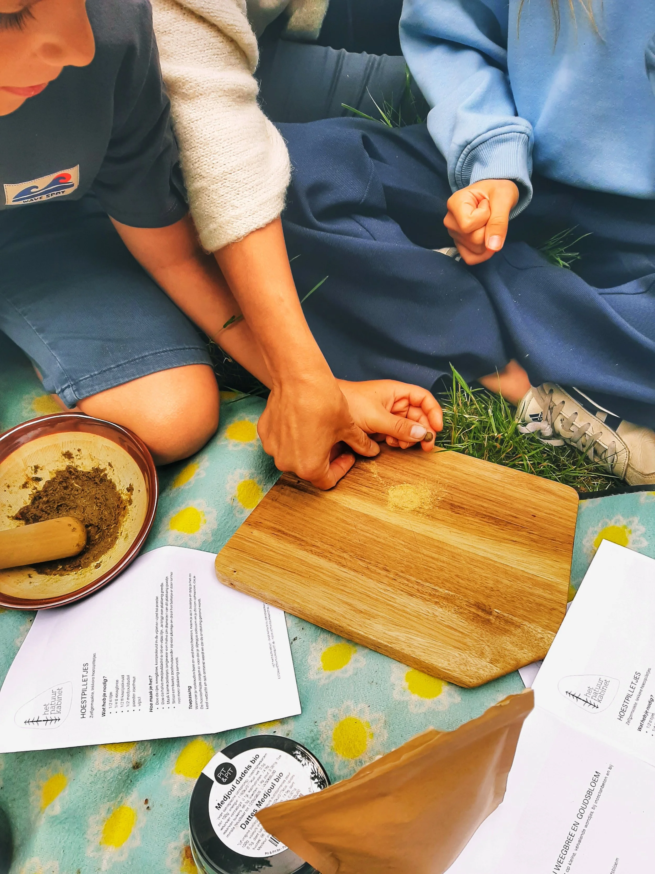 waarom ik wildpluk met kinderen én hun ouders erbij