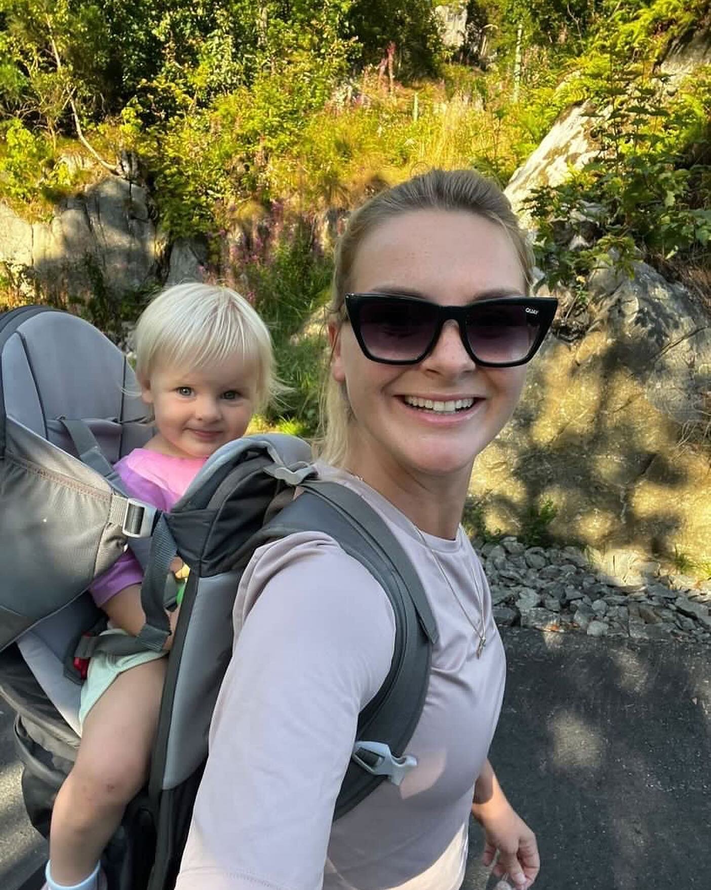Family time! ❤️ @bashishkina has been hiking from Gr&oslash;nnes to Raulibukta. Check out these awesome photos! ❤️
 
Photographer: @bashishkina 🤩💫

#gr&oslash;nnes #visitflekkefjord #flekkefjord #visitsorlandet #magmageopark #visitnorway #Norge #No