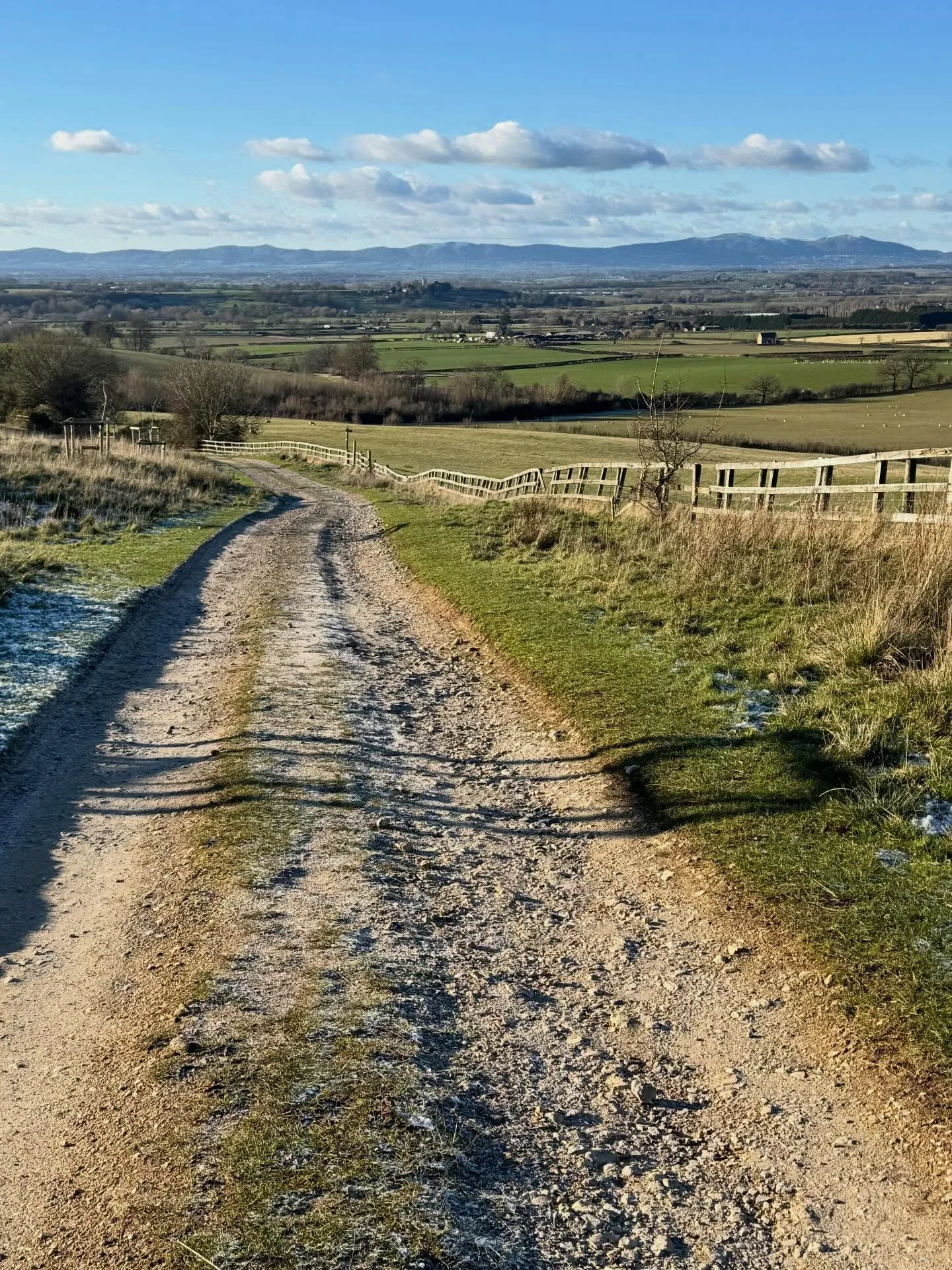 Back at work &amp; in the edit suite today. I love creating films and feel very grateful to be working on one of ITV&rsquo;s best dramas. 

Determined to improve my fitness, I took beautiful hour long walk during my lunch break and you could see snow