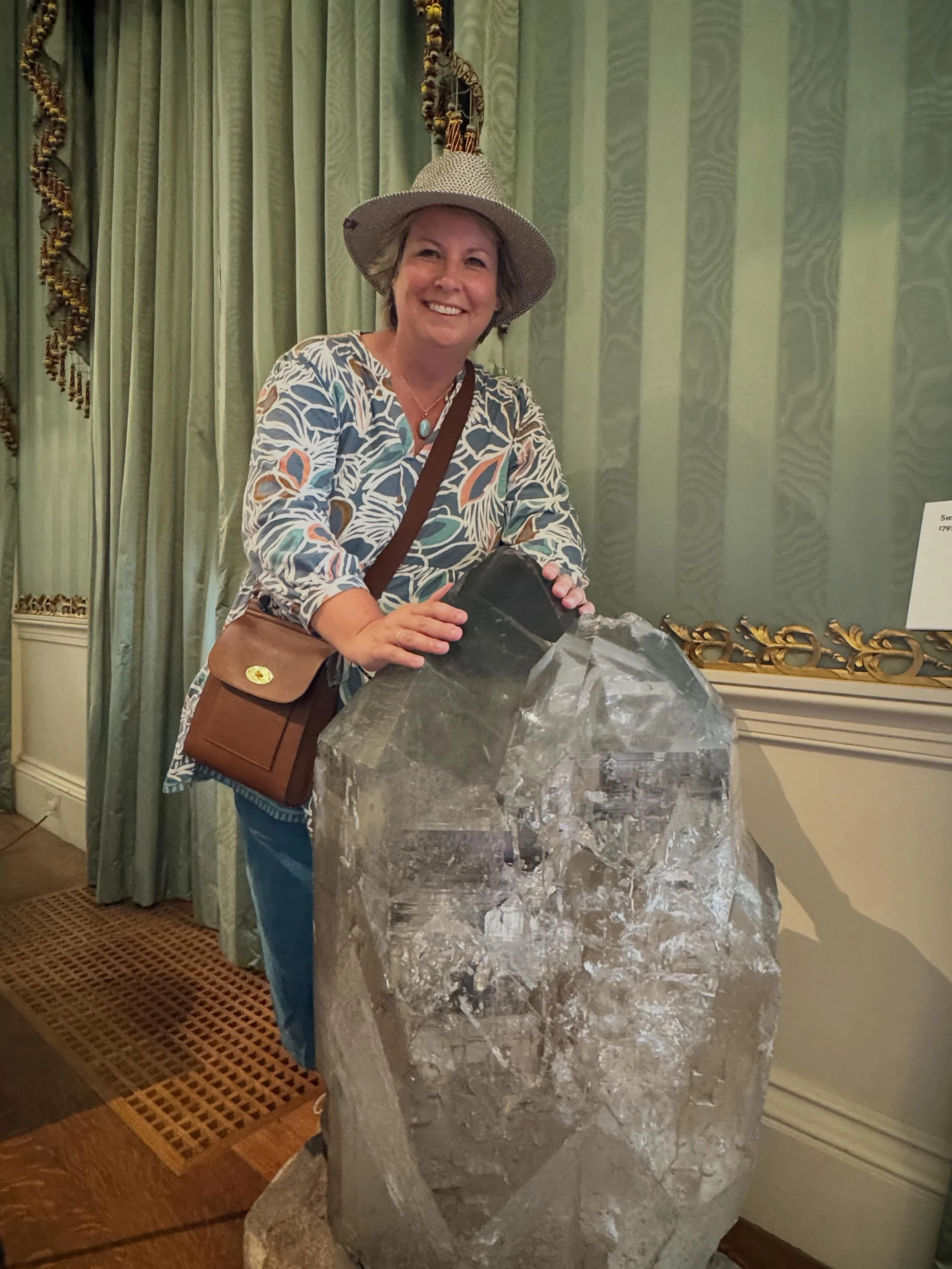 Crystals galore at Chatsworth including this amazing Smokey Quartz - perfect for releasing things that no longer serve us ahead of the full moon. 

The crystals and fossils were collected by Georgiana, Duchess of Devonshire (1757-1806) and there&rsqu