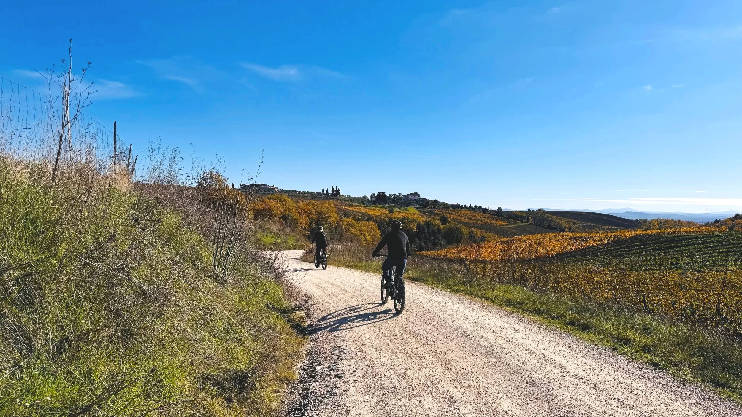 Nas estradas de terra do Chianti Classico