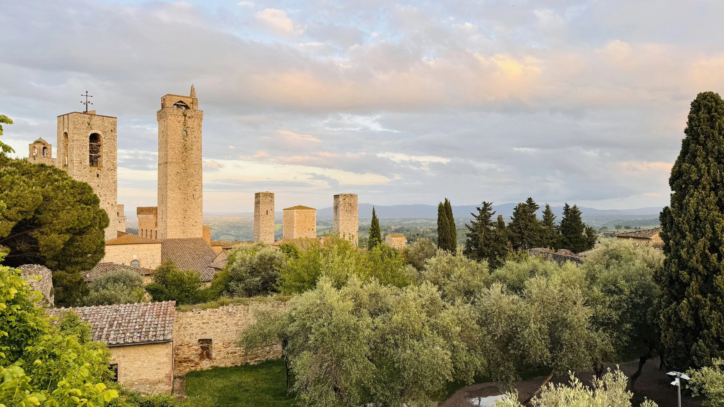E Bike Tour: San Gimignano's Art of Gelato and Stunning Landscape