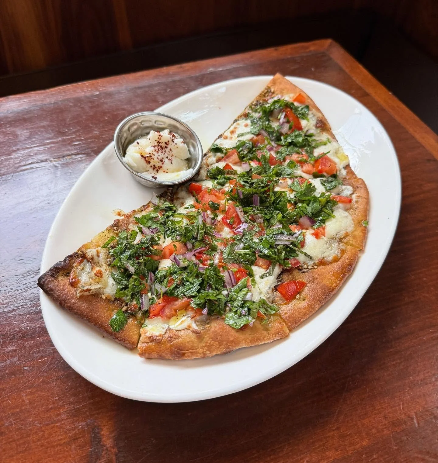 π» NEW π± SPECIAL π±π§ Manoushe Flatbread… za’atar, Armenian string cheese π§Ά, mozz + chopped tomato, mint-parsley-red onion salad with lemon sumac dressing, side of toum #iykyk ππ§π
#semolinaspecials #semospecials #scratchkitchen #wh