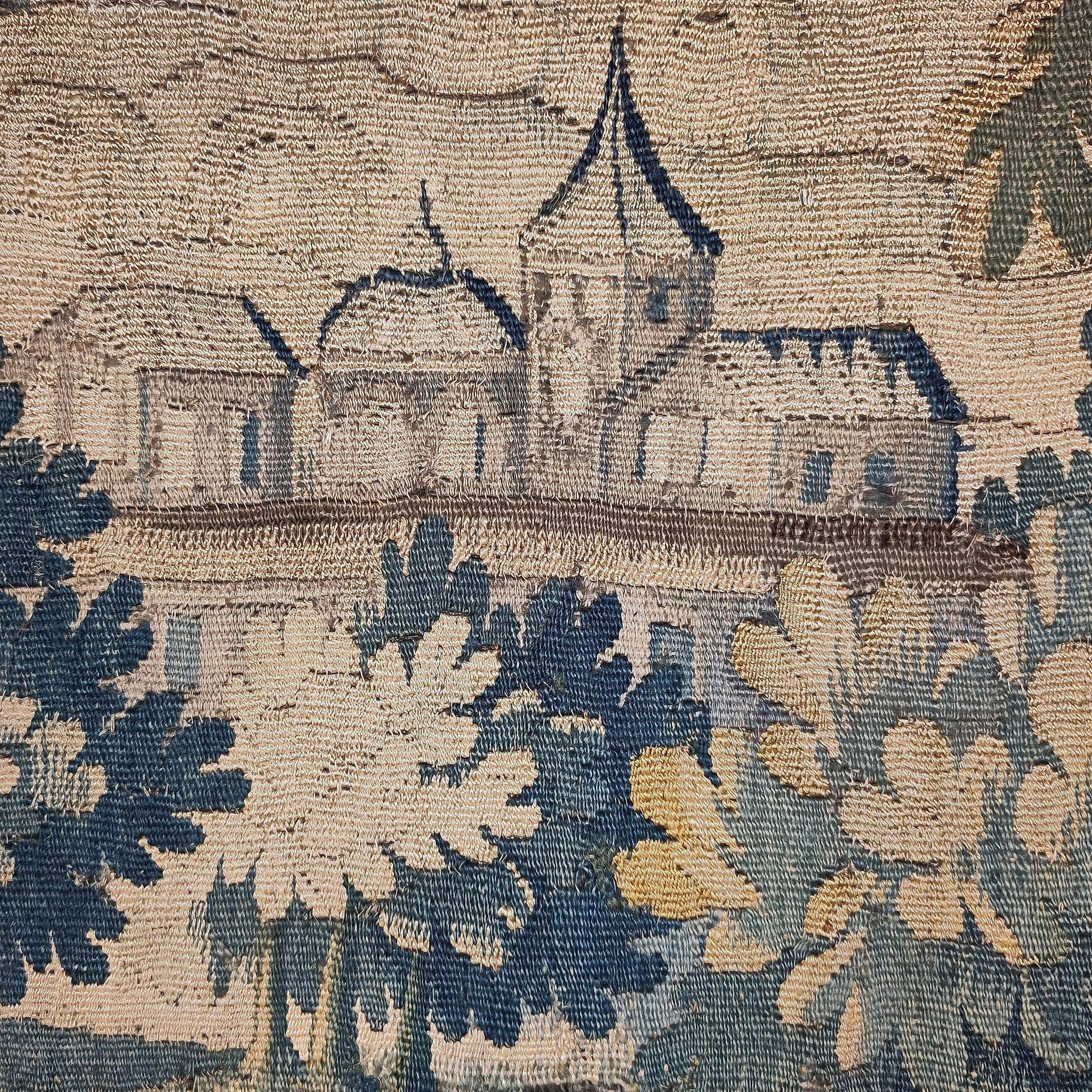 Tapestry Aubusson verdure circa 1700 two birds border 8.jpg