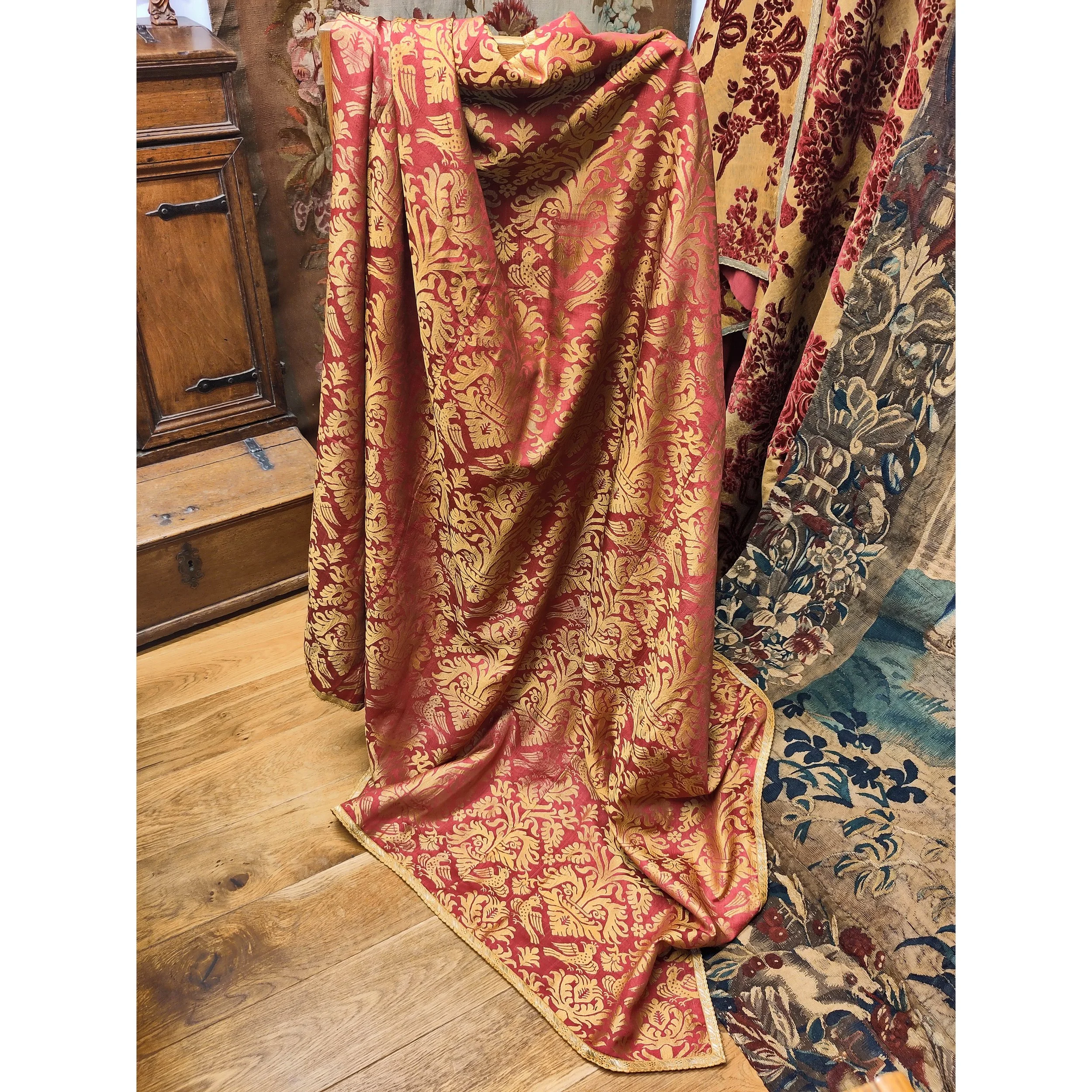 Silk 16th century Italian lampas vases and birds 3.jpg