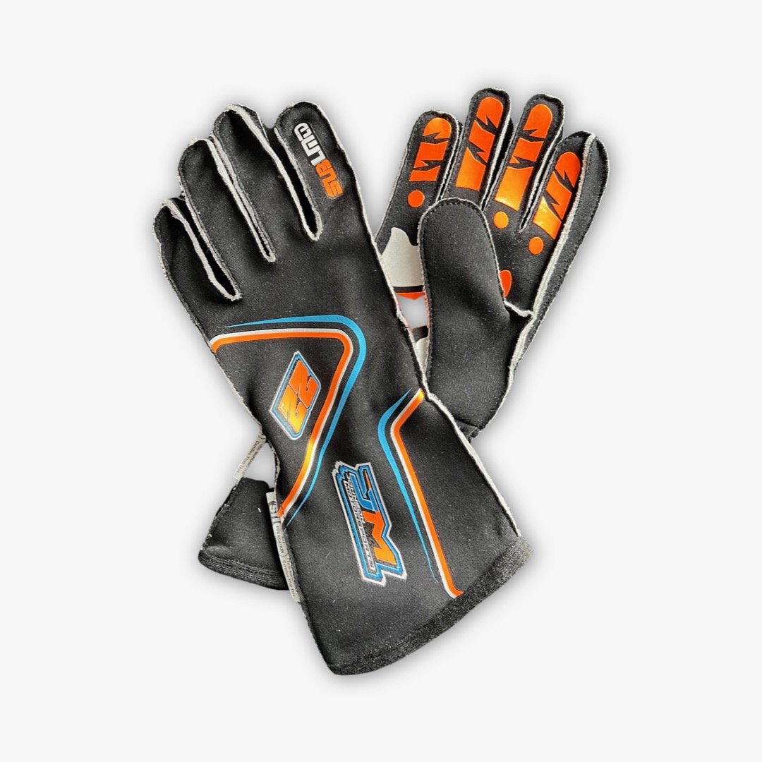 Gloves_2.jpeg