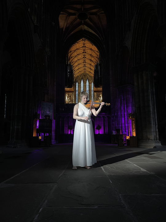 Evening Concert Series: THE NIGHT WITH… EMMA LLOYD