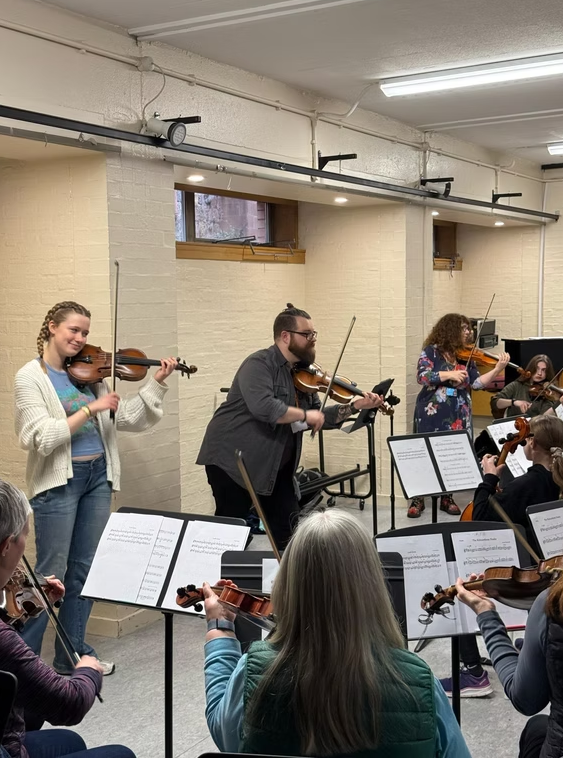 Afternoon Concert with No Bows Barred