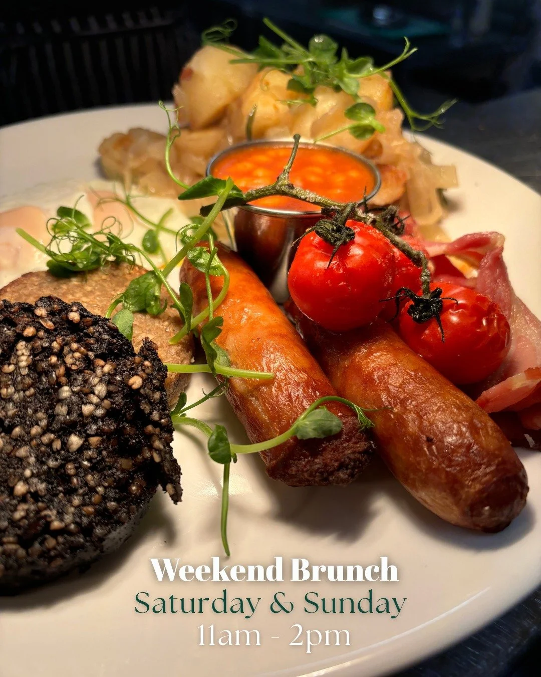 Sun, sea &amp; Sunday brunch 🌊✨ 11AM&ndash;2PM at The Edge Lahinch!
