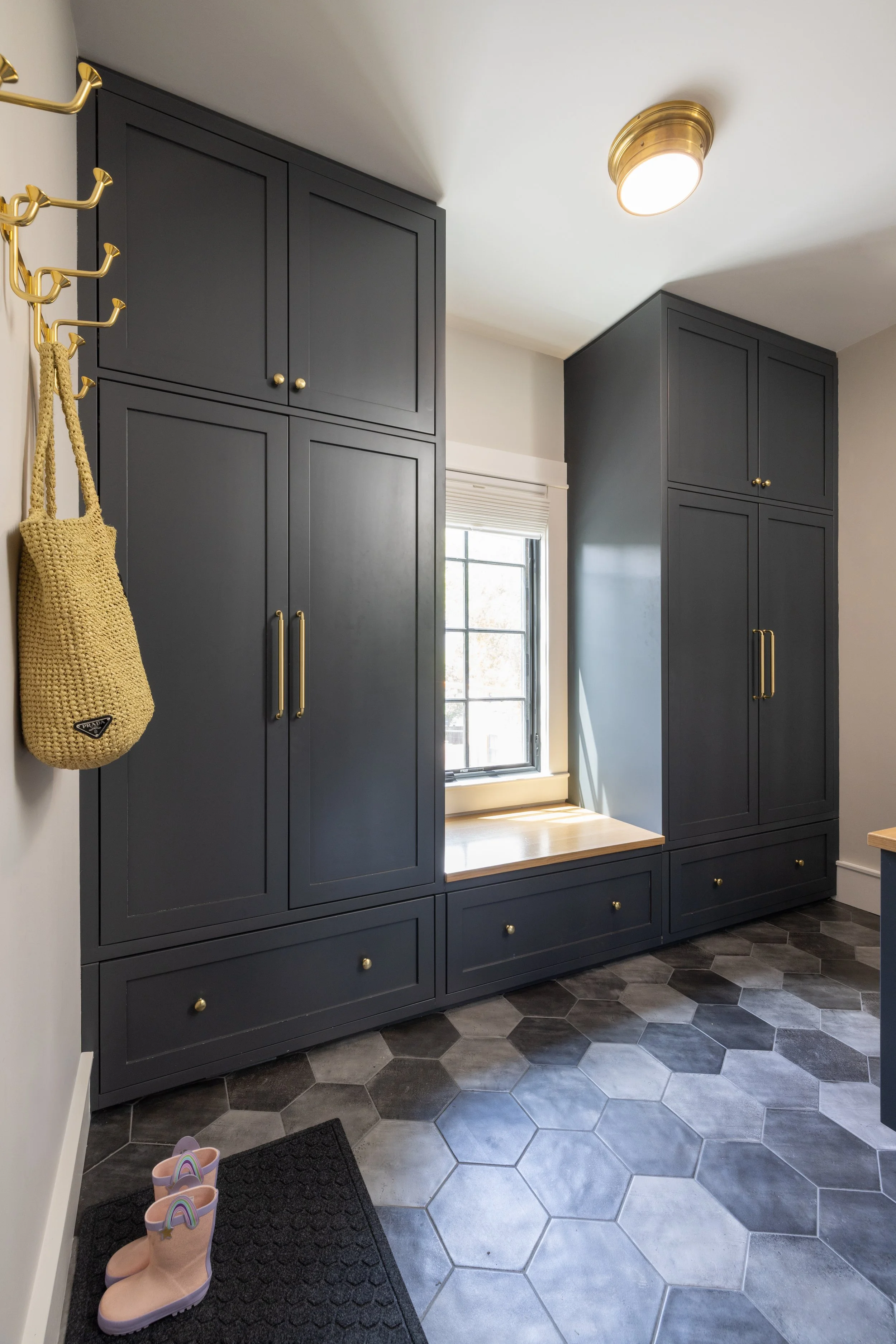curtis-rowe-interiors-banksst-mudroomdesign (2).jpg