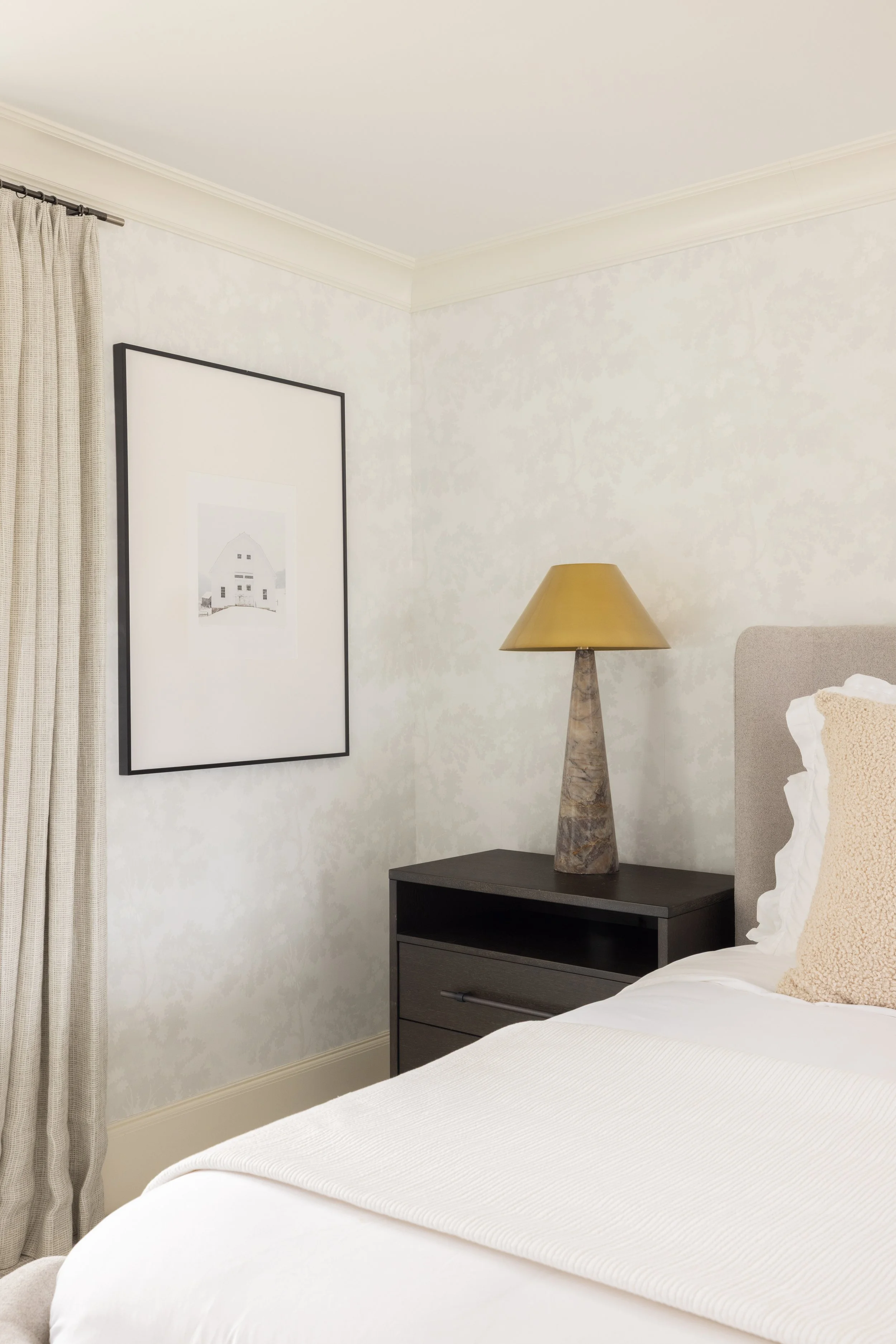 curtis-rowe-interiors-Summit Ave-primarybedroom (6).jpg