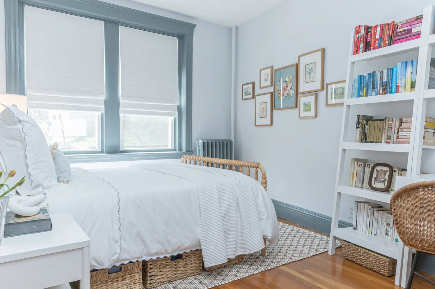 curtis-rowe-interiors-ShortSt-guestbedroomdesign (20).jpg