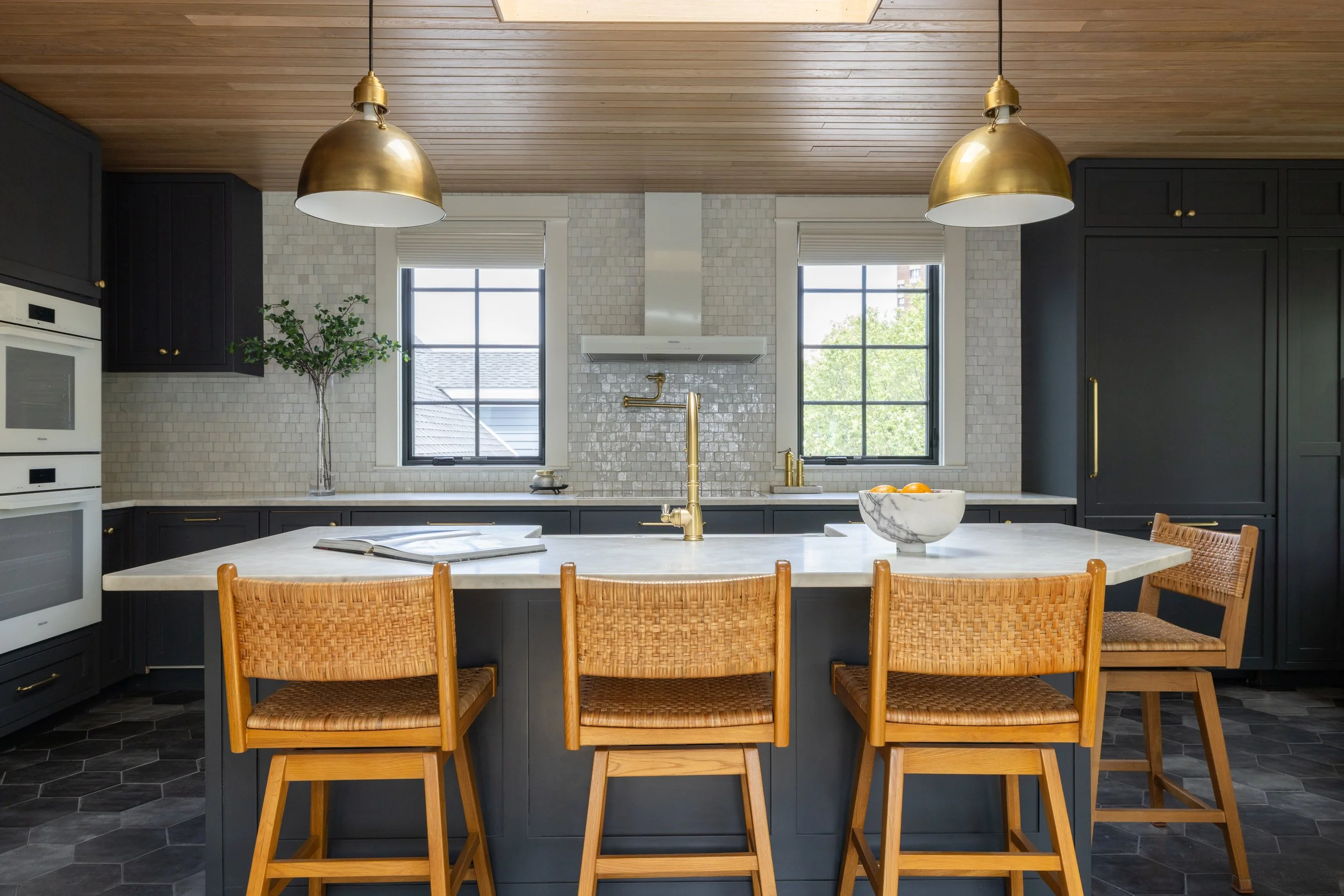 curtis-rowe-interiors-banksst-kitchen design (6).jpg