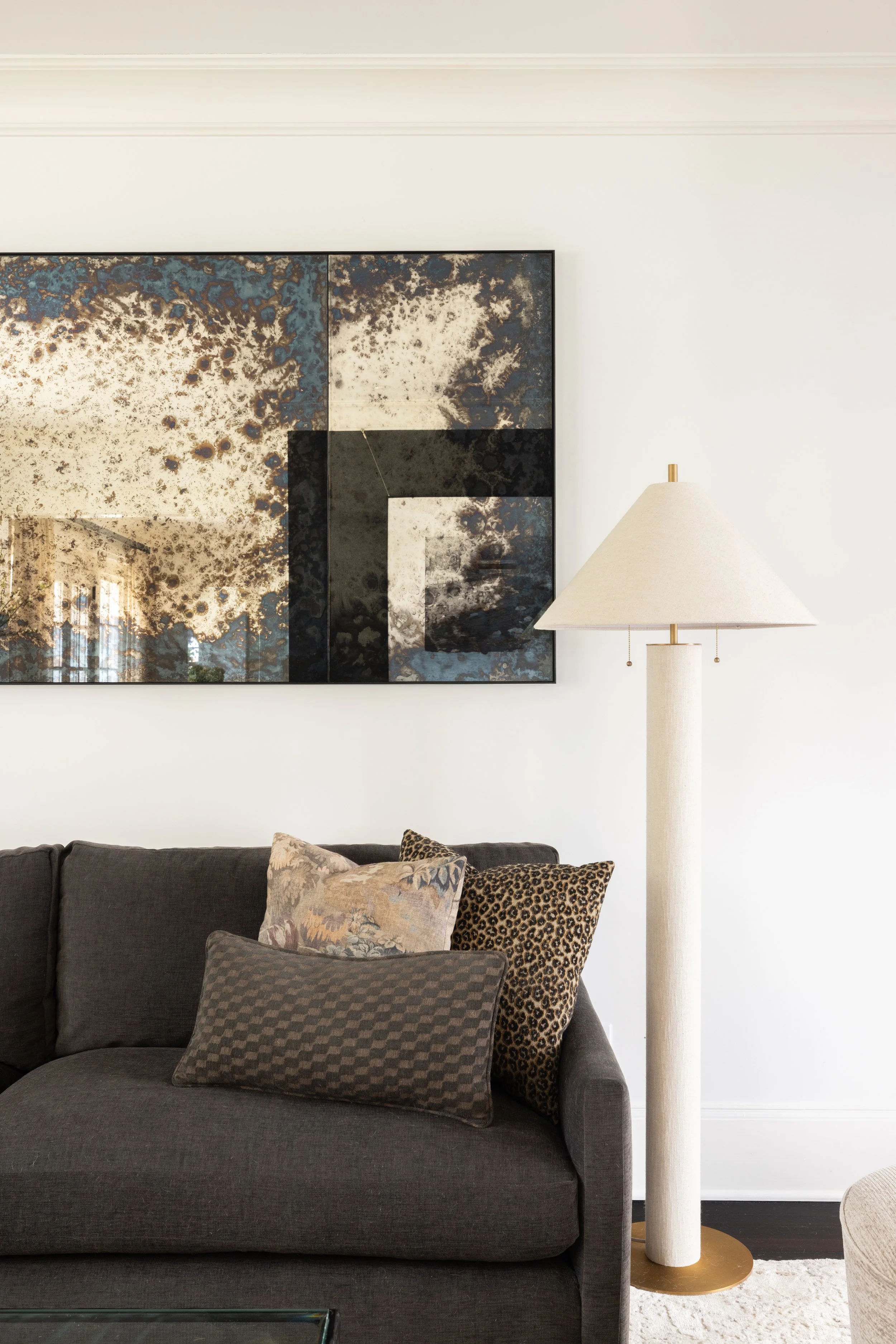 curtis-rowe-interiors-Summit Ave-livingroom (4).jpg