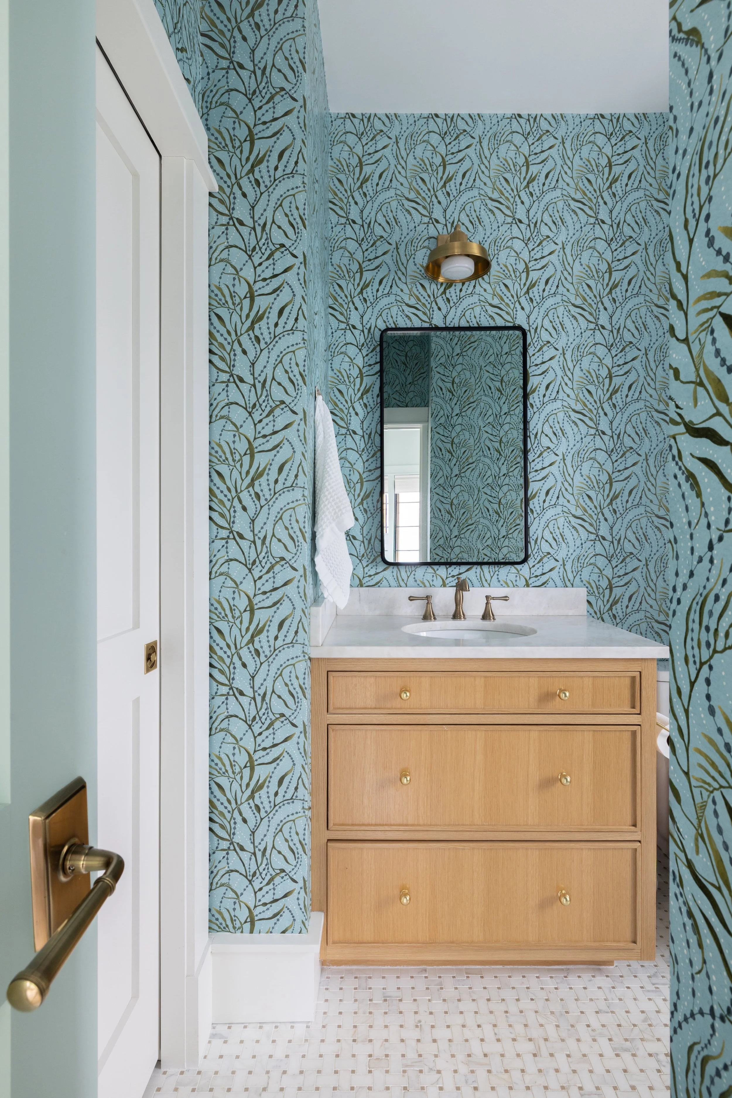 curtis-rowe-interiors-banksst-kidsbathroom design (2).jpg