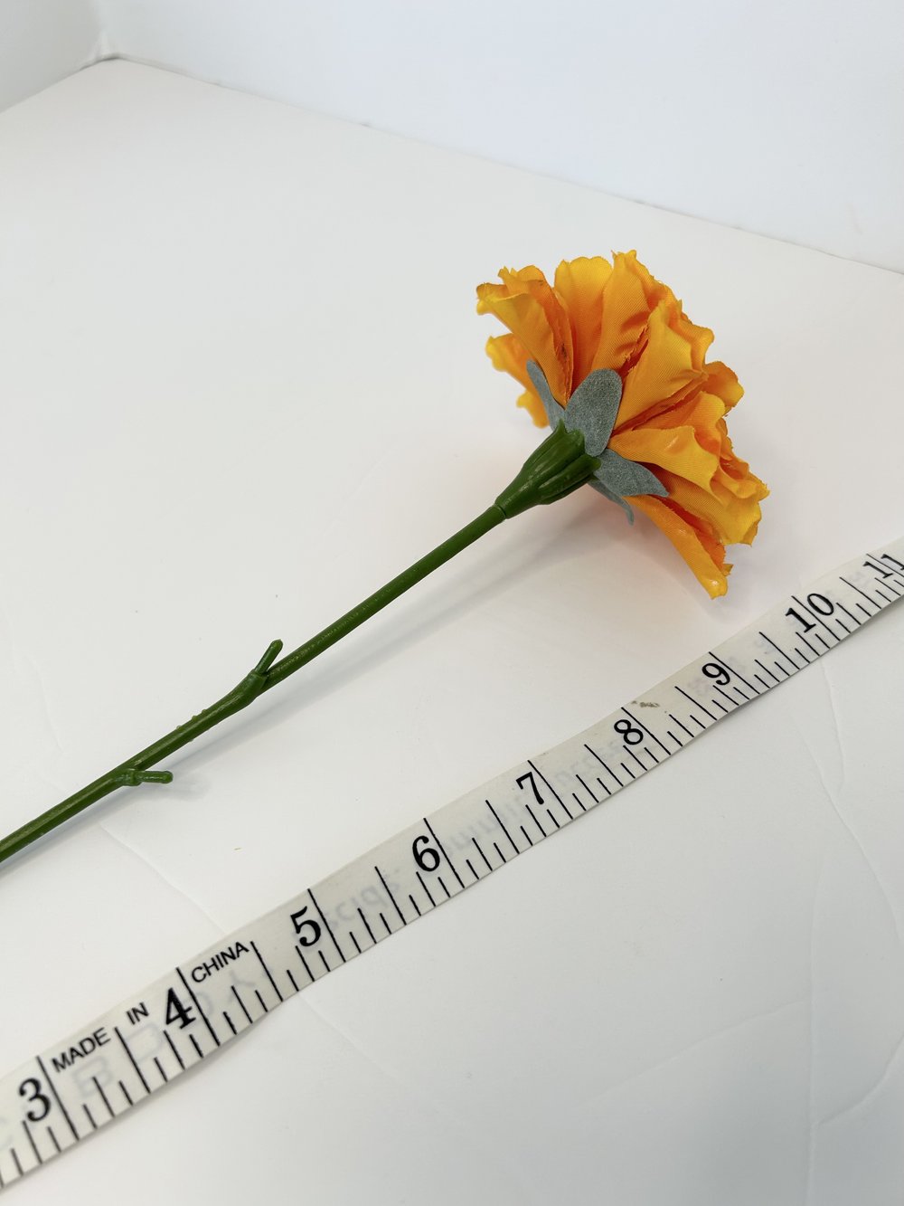 flower measuring 1.jpeg