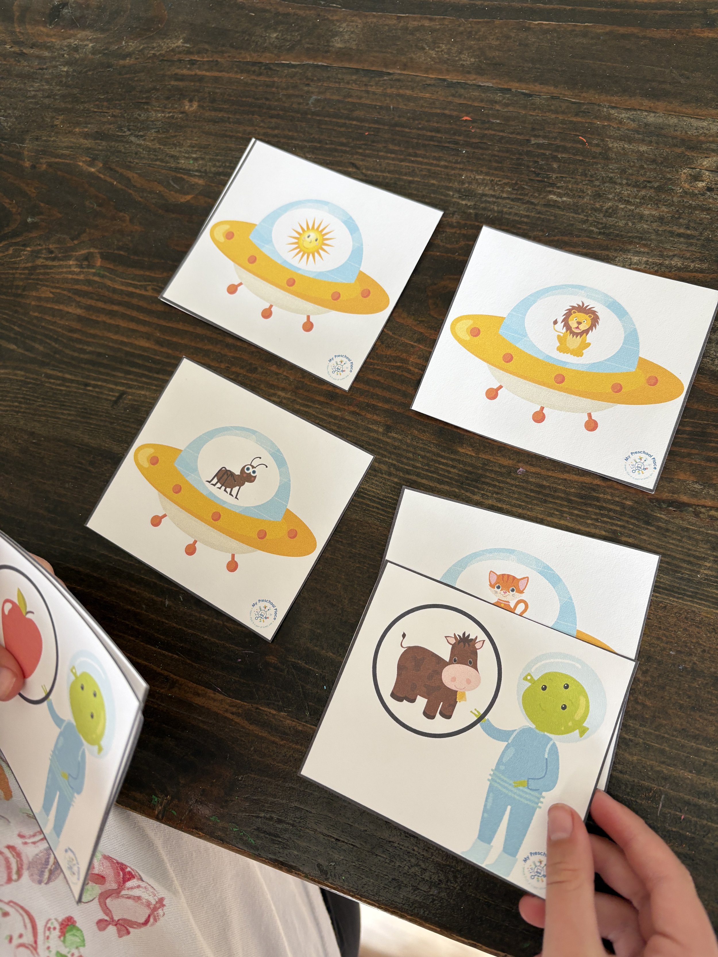 alien beginning sounds 5.JPG