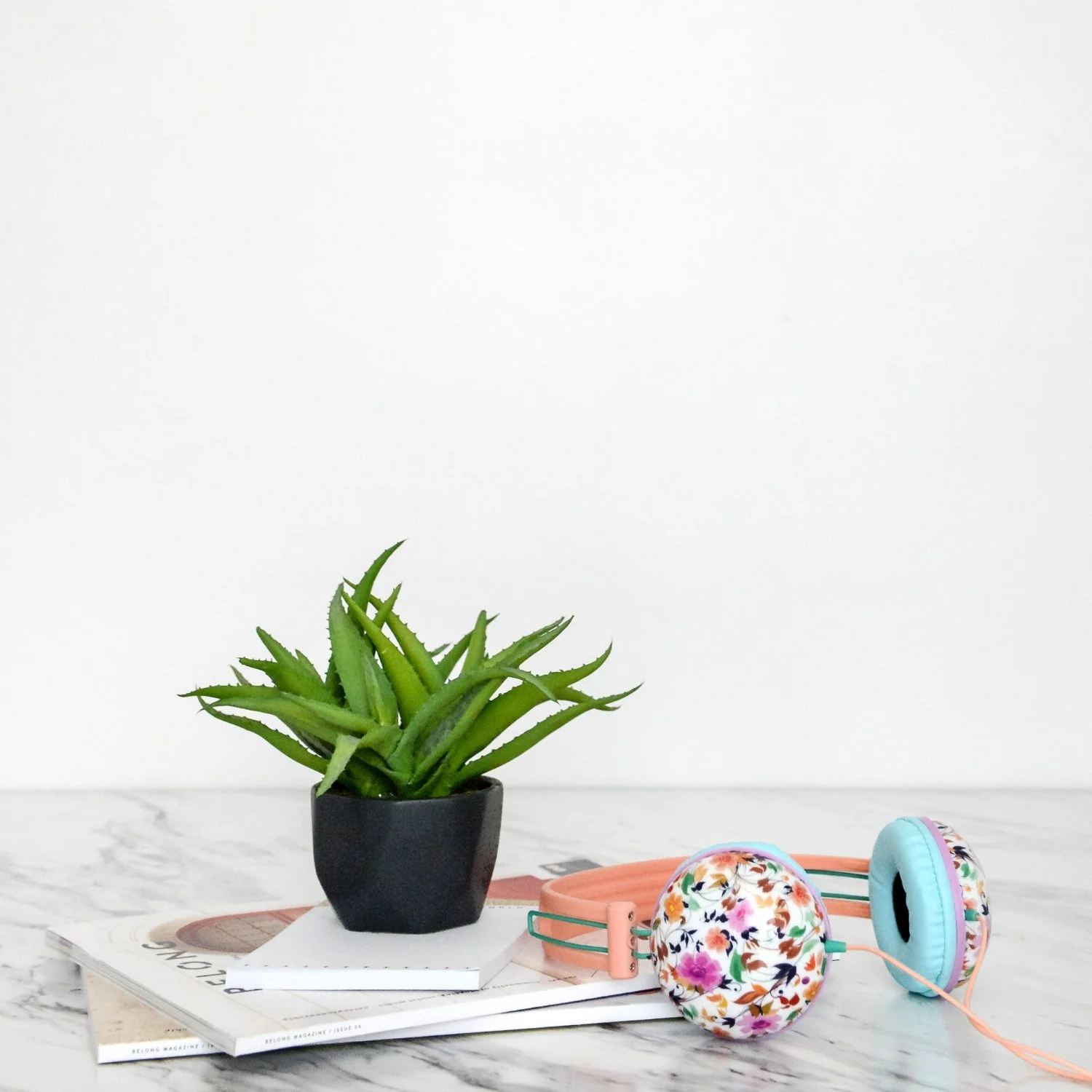 Building an Audience that Sticks &amp; Working with Micro-Influencers with Erin Abernathy &amp; Steph Pulido of Out of Office Media