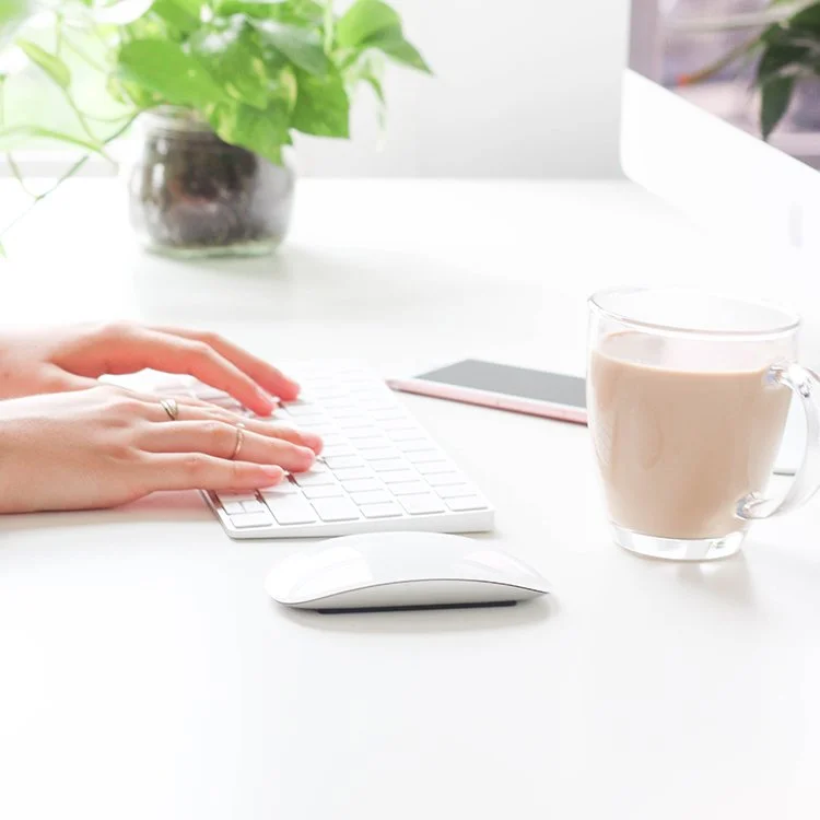 From Mama to Work-from-Home Freelancer with Micala Quinn of The Live Free Mama Movement