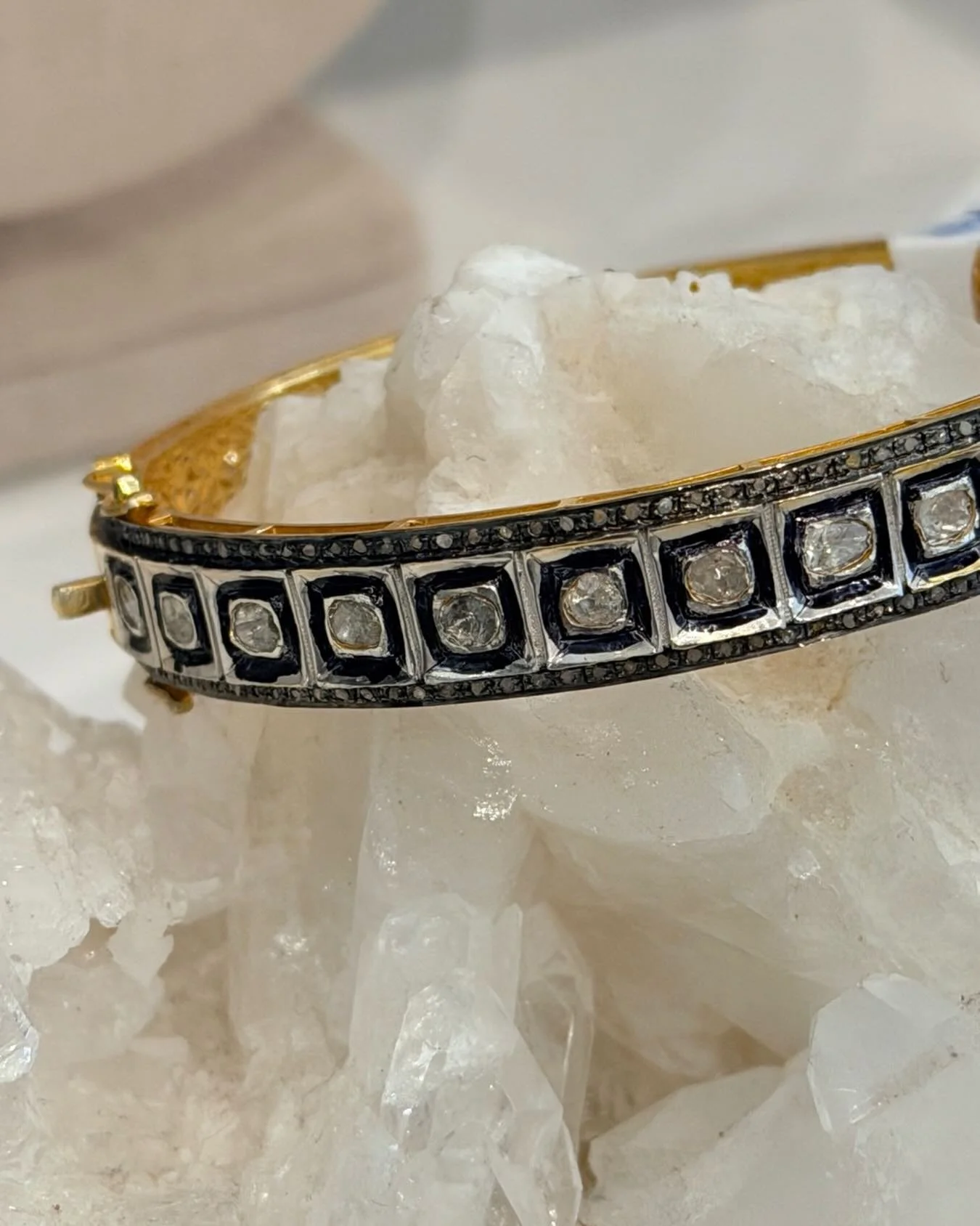 New rosecut pave diamond bangle set in oxidized silver abd 18k gold vermeil @fashionbyblanc