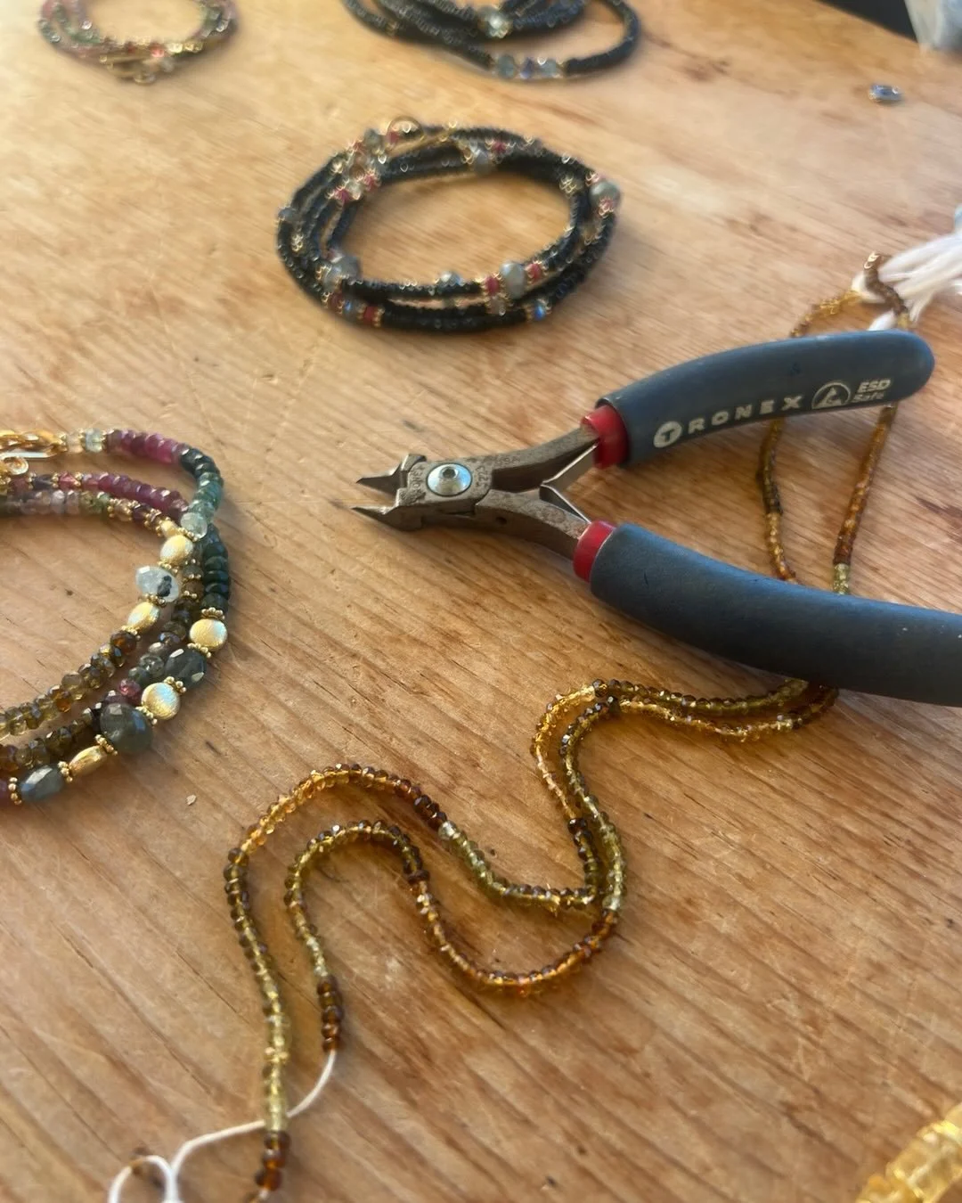 New jewelry coming soon for the holidays! 
After having my first baby boy, Luca in August and a long needed break I've officially started making jewelry again ❤️