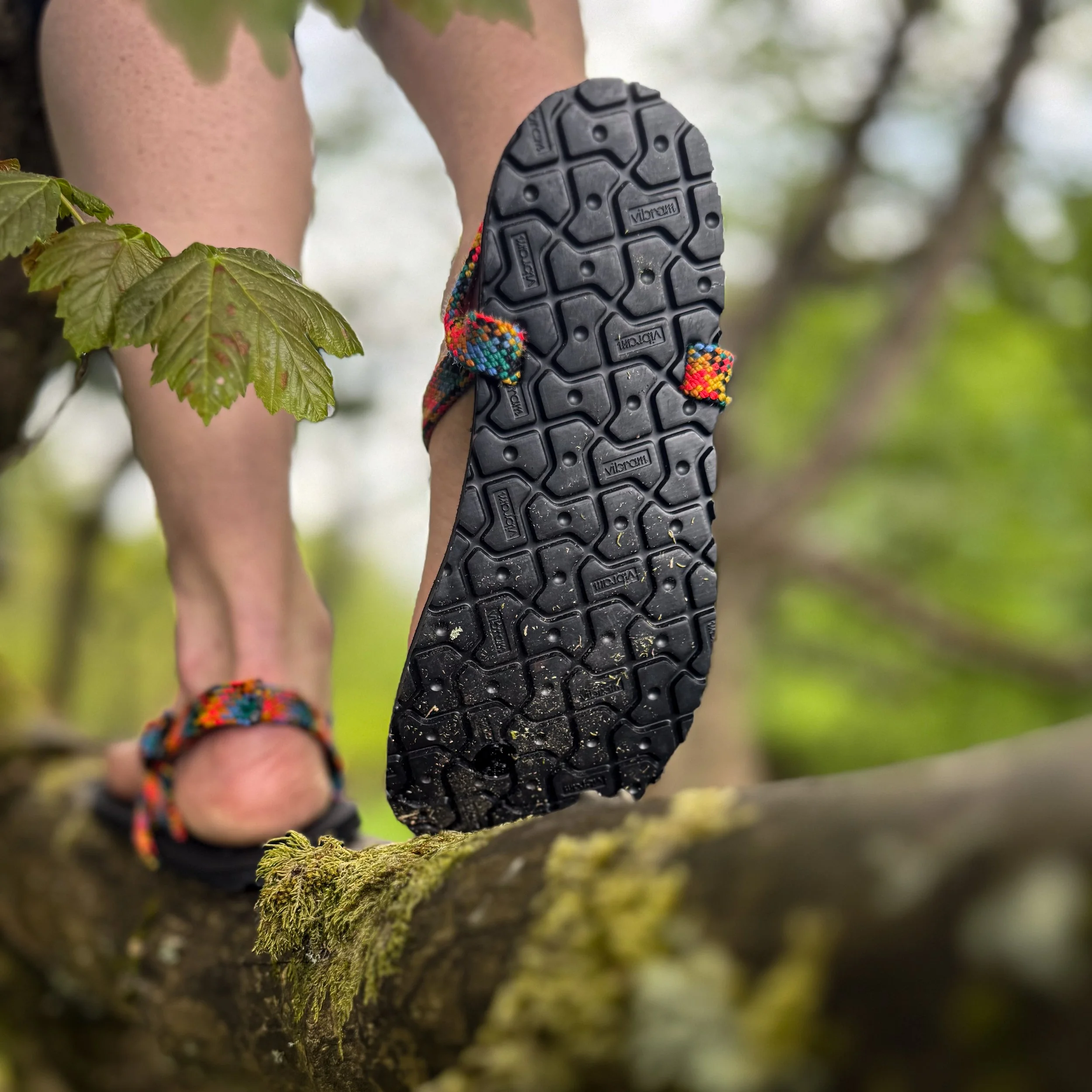 wildsole-scavenger-aztec-barefoot-adventure-sandals-pic2.jpg